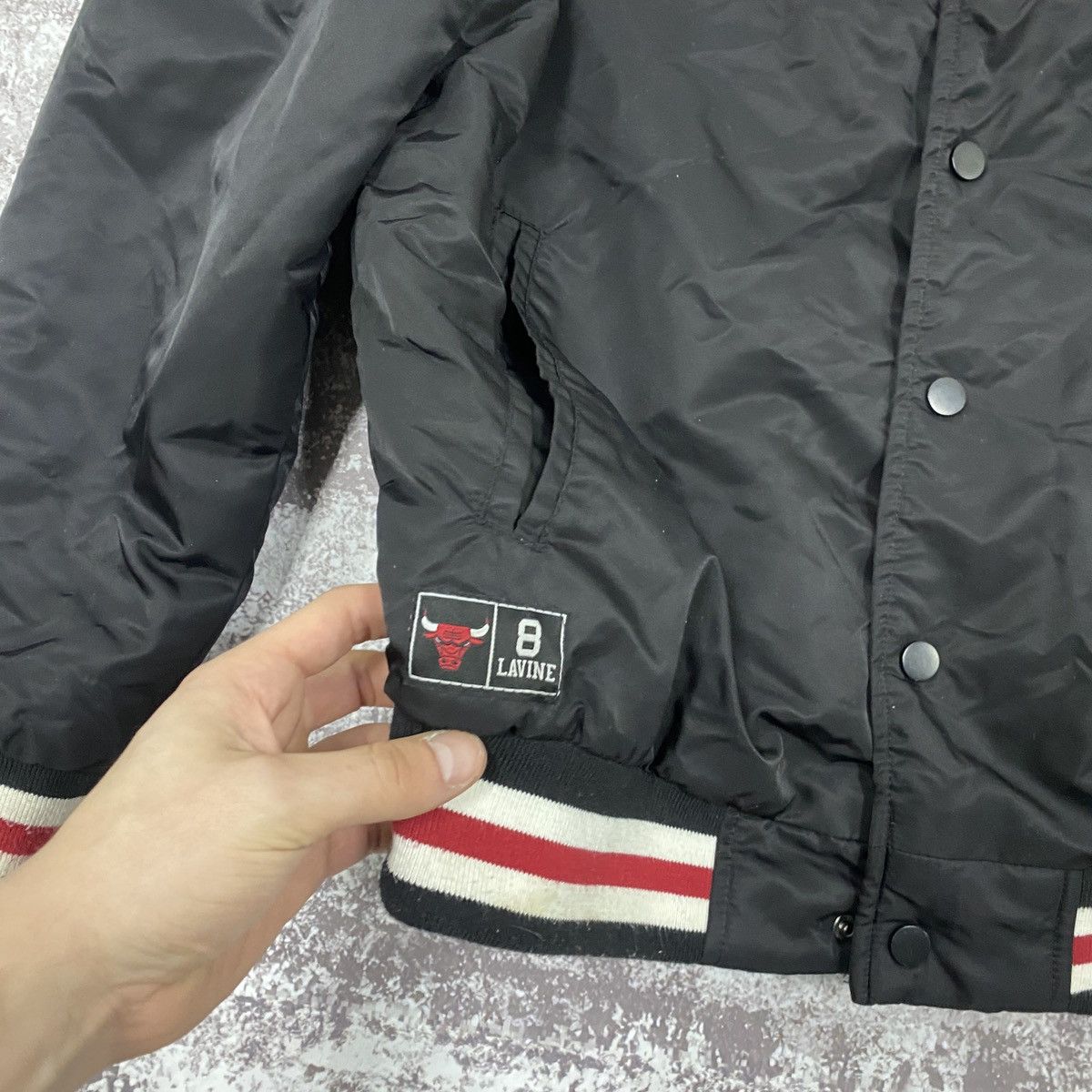NBA Vintage Chicago Bulls NBA Bomber Big Logo Jacket Size US M / EU 48-50 / 2 - 2 Thumbnail