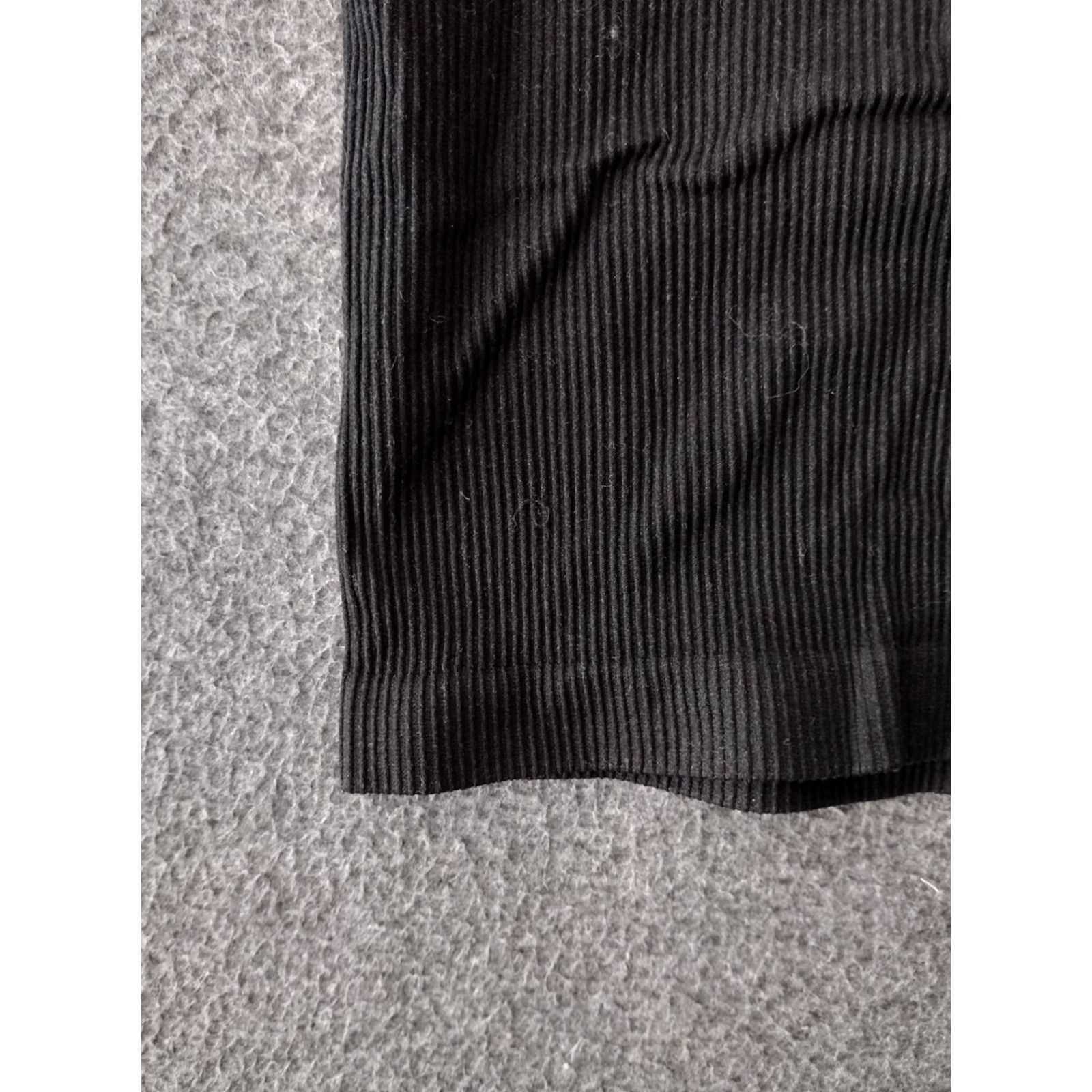 Vintage Sunday Best Women's Black Sleeveless Scoop Neck Ribbed Tank Top M Shirt Adult Black Ribbed Tank Top Size M / US 6-8 / IT 42-44 - 6 Thumbnail