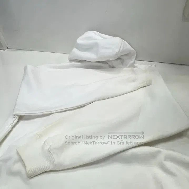 Balenciaga Balenciaga White Hoodie with Back Logo. Size US S / EU 44-46 / 1 - 7 Thumbnail