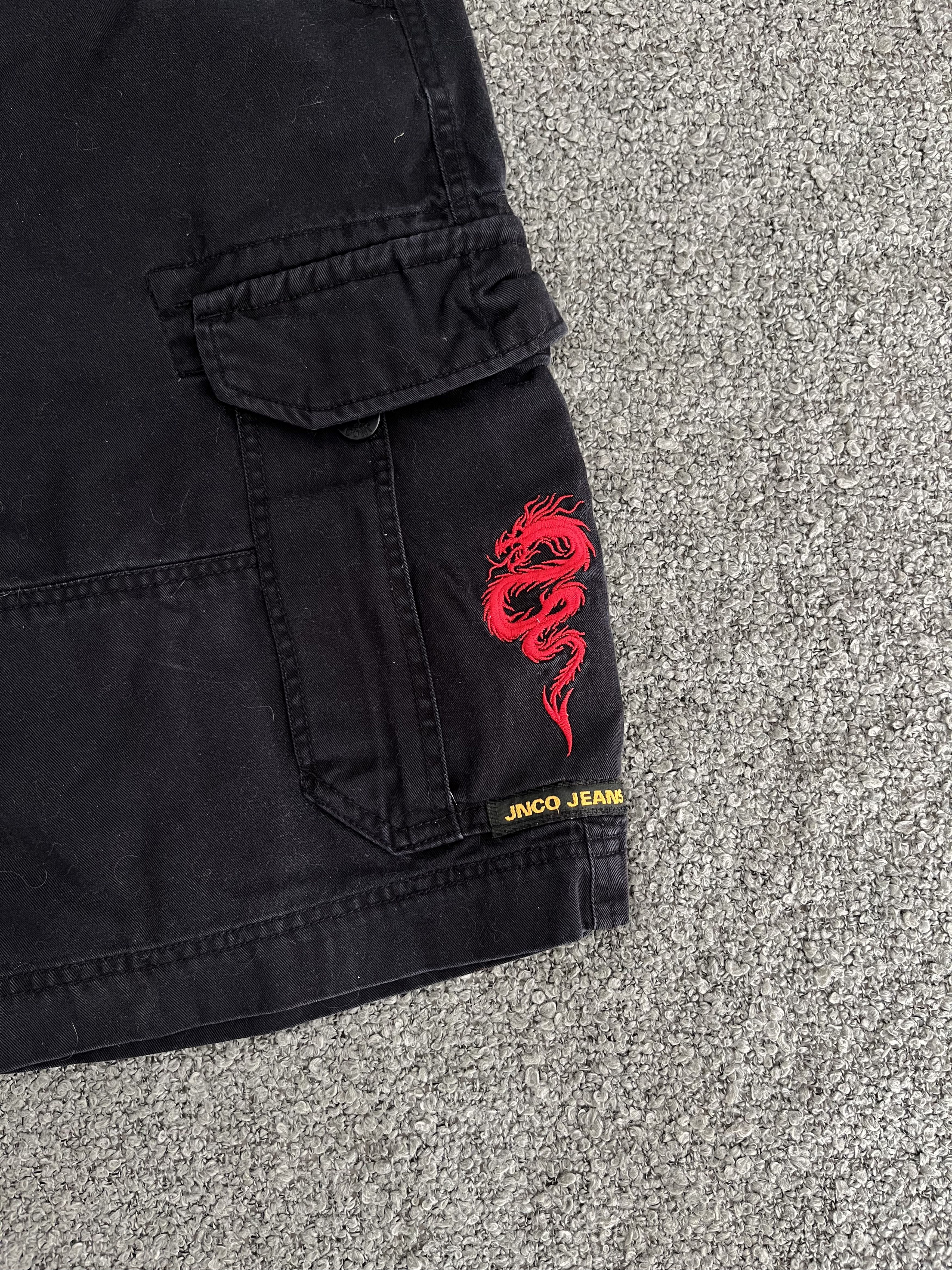 JNCO Vintage JNCO Black Dragon Cargo Shorts Y2K Size US 36 / EU 52 - 4 Thumbnail