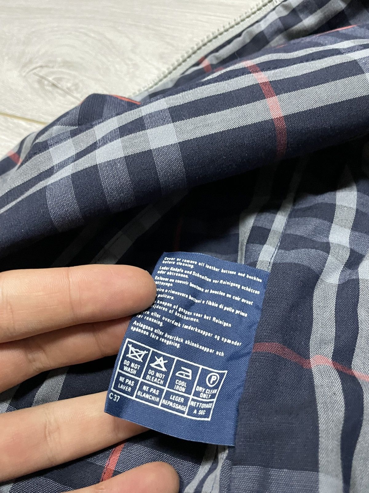 Burberry Burberry London vest dark blue nova check zip Size US M / EU 48-50 / 2 - 6 Thumbnail