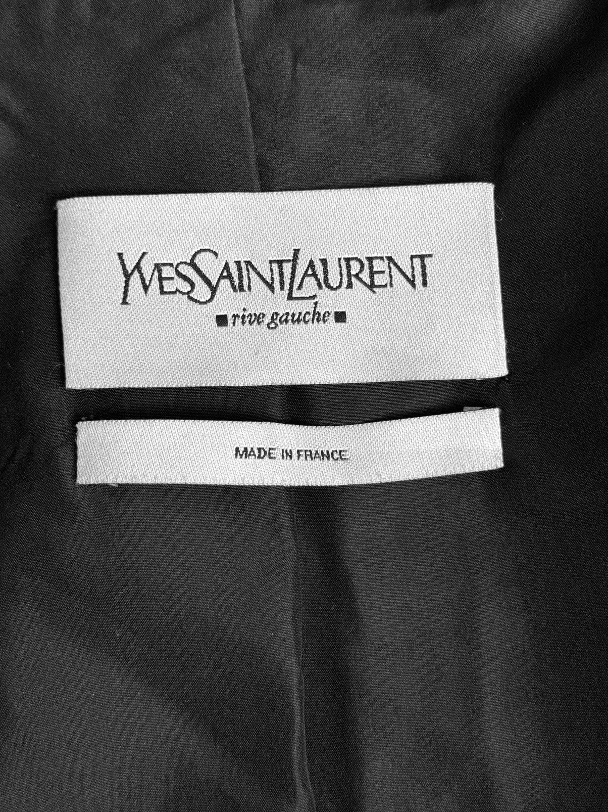 Yves Saint Laurent Iconic Tom Ford for YSL velvet silk blazer FALL 2002 Size S / US 4 / IT 40 - 3 Thumbnail