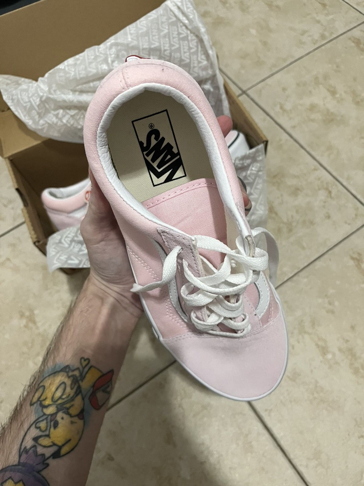 Vans Pink low top vans Size US 9 / EU 42 - 4 Thumbnail