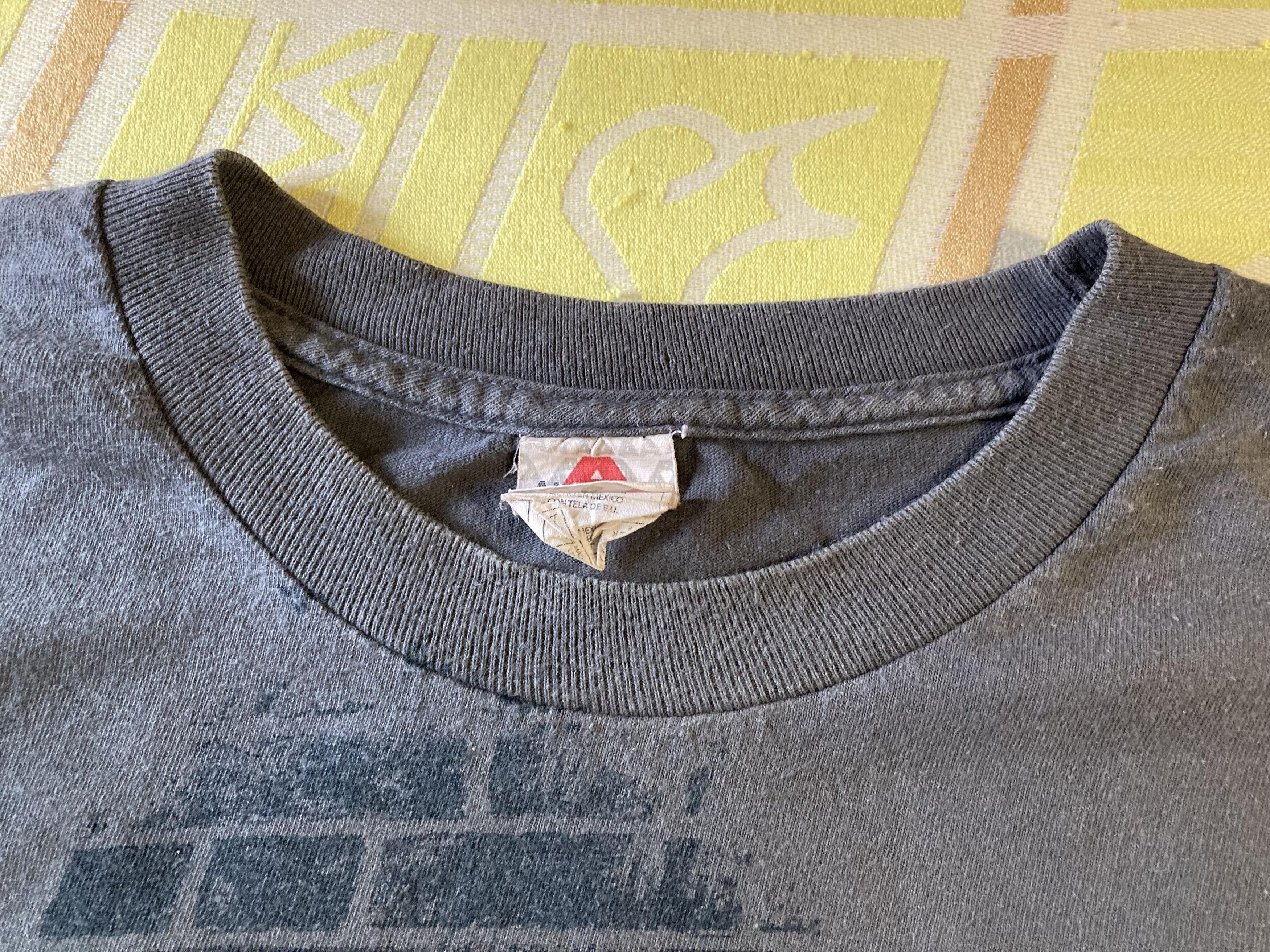 Band Tees × Vintage Vintage John Lennon Give Peace a Chance T-Shirt Size US XL / EU 56 / 4 - 3 Thumbnail