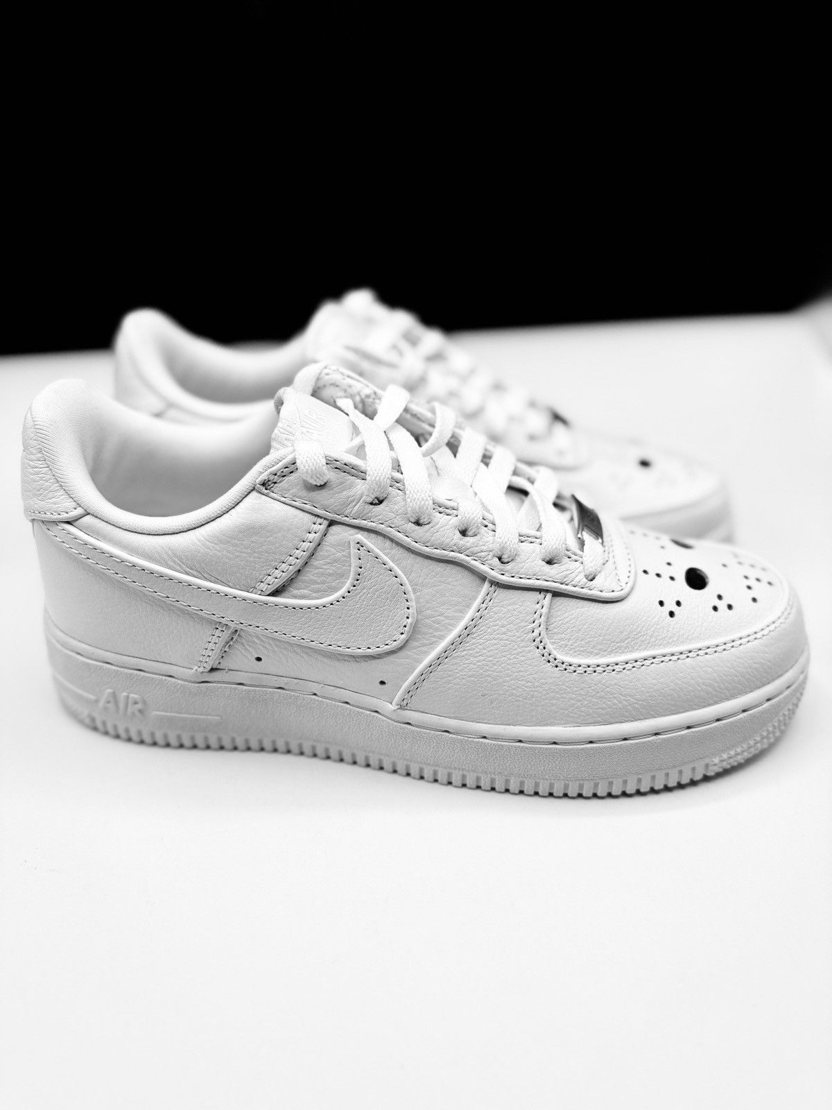 Nike Air Force 1 Low ‘ Jason Voorhees ‘ Size US 7 / EU 40 - 2 Thumbnail