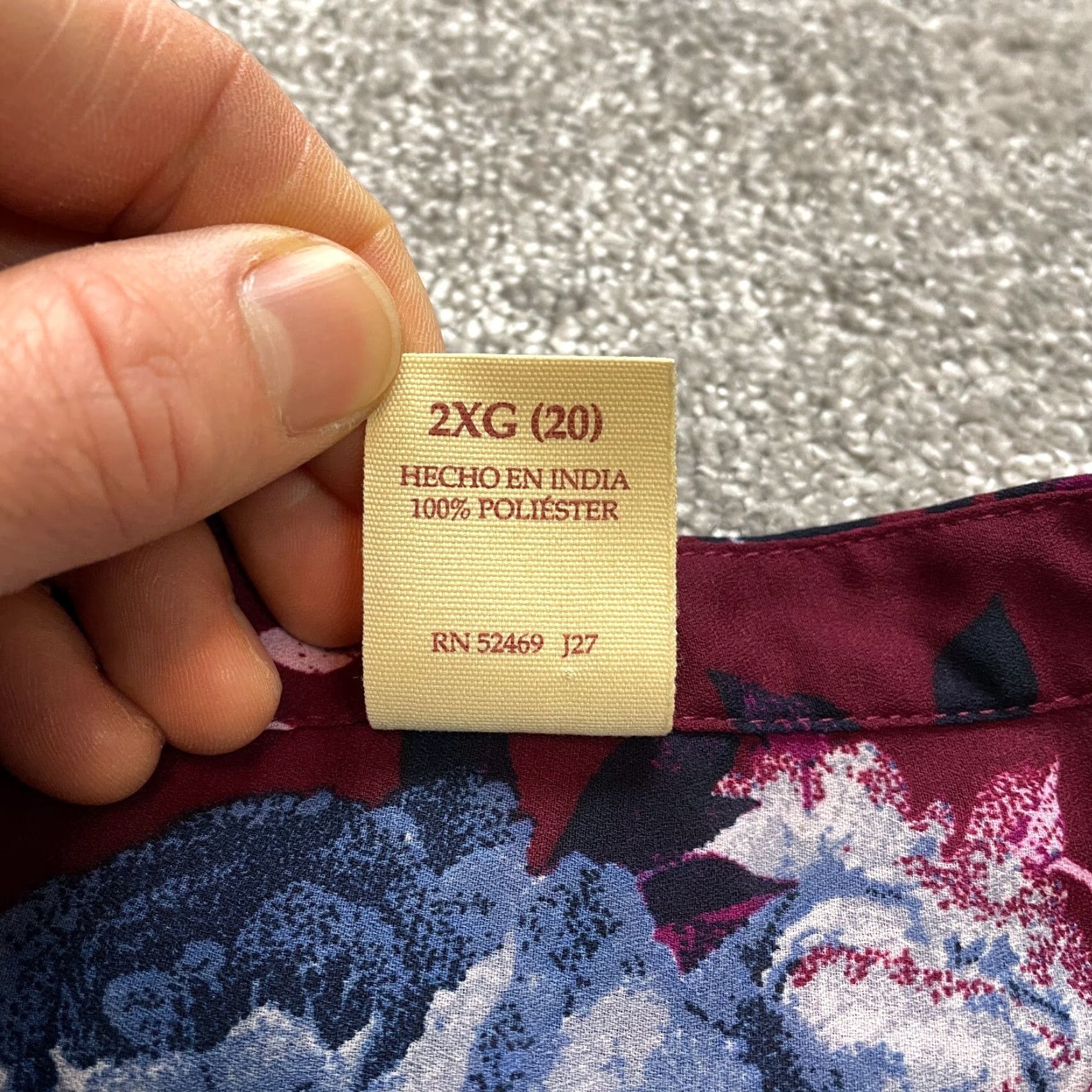 Faded Glory Faded Glory Button-Up Shirt Womens 2XL Purple Floral Top Blouse Long Sleeve Crew Neck Classic Fit Satin Chiffon Polyester Size XXL / US 16-18 / IT 52-54 - 4 Thumbnail