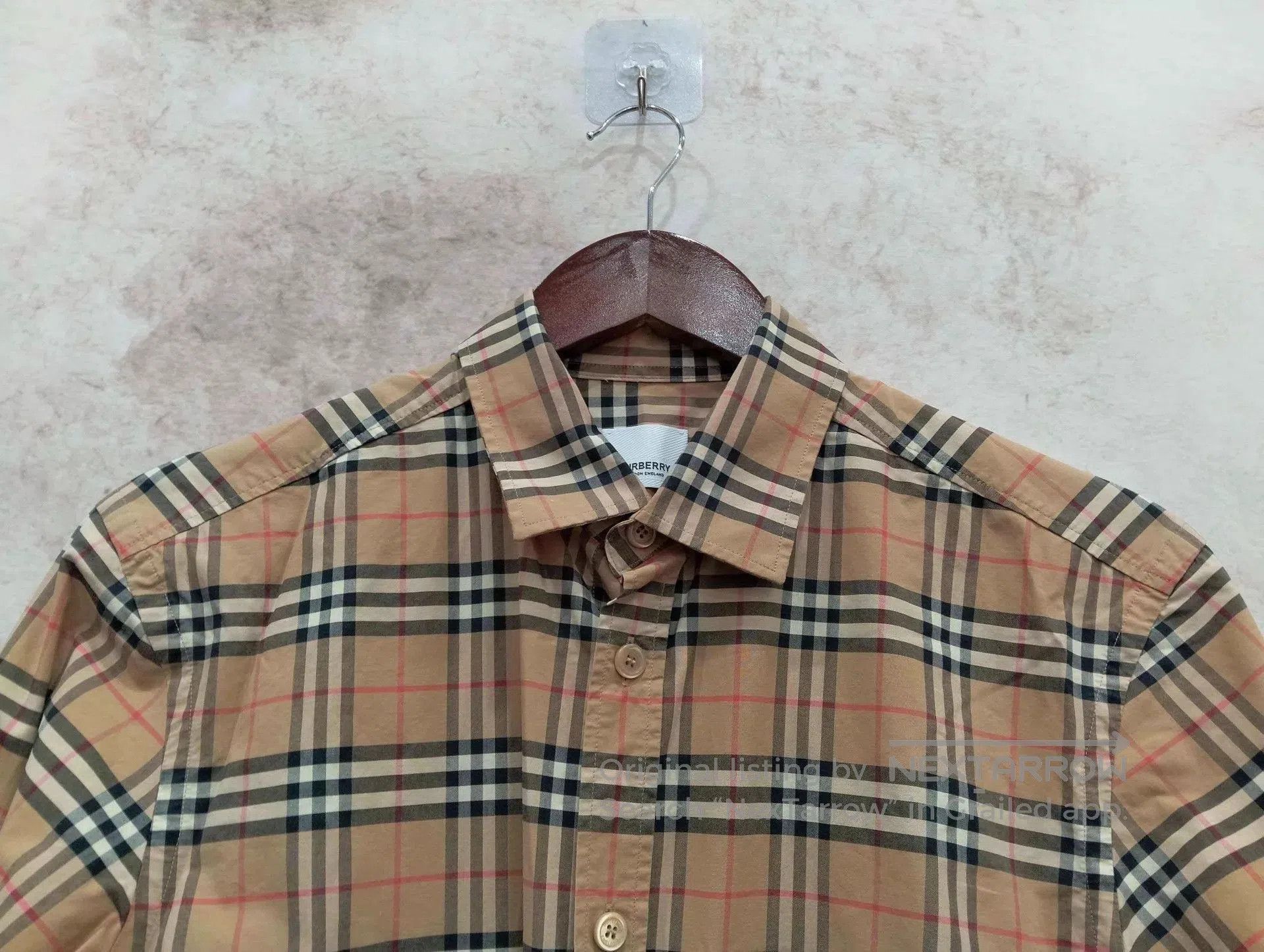Burberry Beige Plaid Long Sleeve Button. Size US S / EU 44-46 / 1 - 3 Thumbnail
