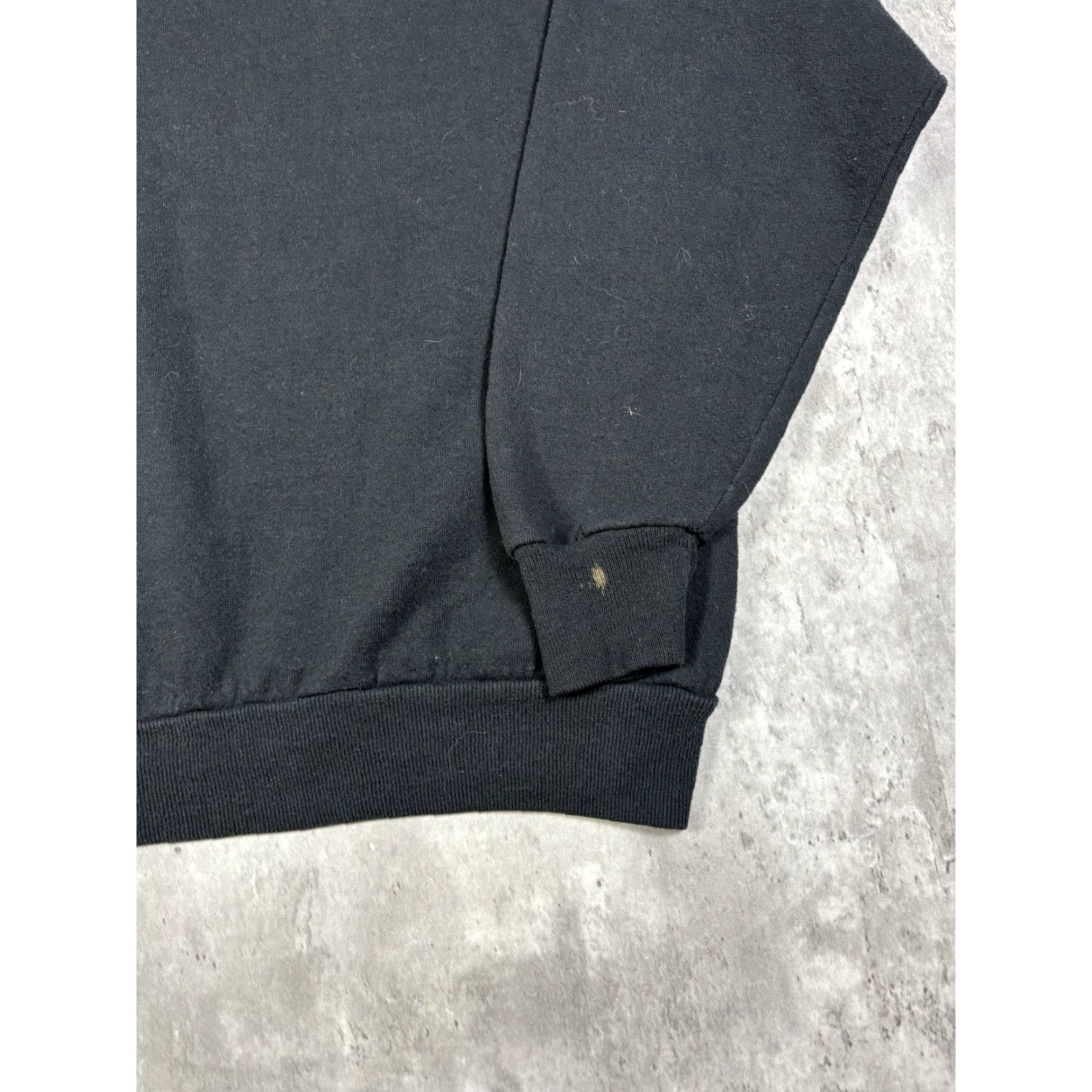 Fruit Of The Loom VINTAGE Pittsburgh Pa Sweatshirt Graphic Print M Black Cotton Fleece Logo 90s 80s City Men Pullover Bat…. Size US M / EU 48-50 / 2 - 8 Thumbnail