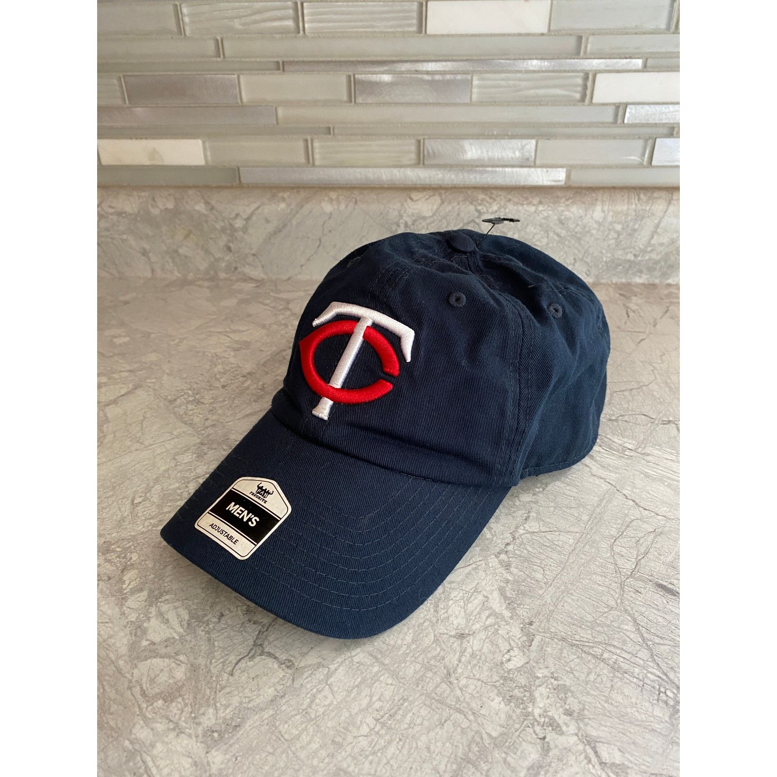 MLB NWT Minnesota Twins Fan Favorite Adjustable Baseball Hat Size ONE SIZE - 1 Thumbnail