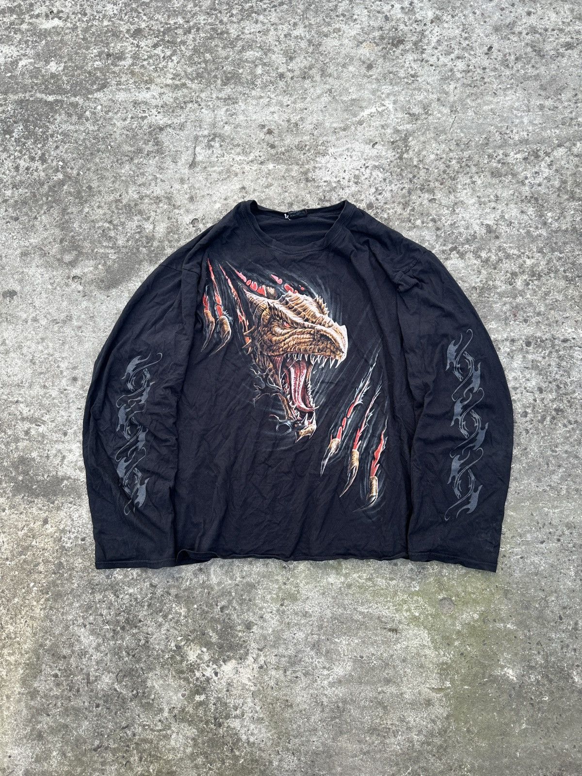 Vintage Y2K Vintage Spiral Dragon Print Long Sleeve Alt Streetwear Size US XL / EU 56 / 4 - 1 Thumbnail