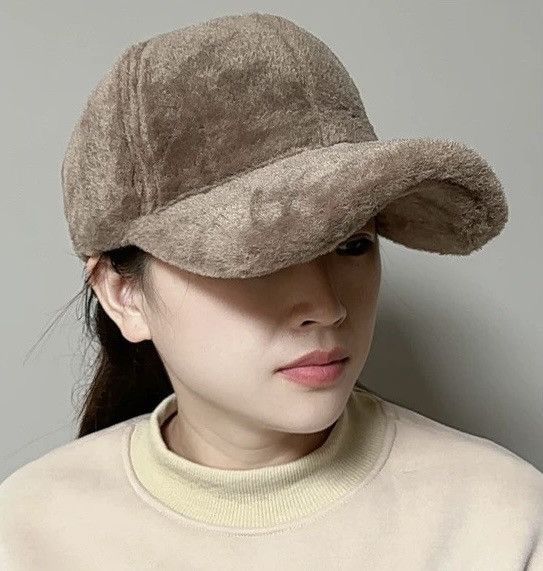 Japanese Brand Outdoor retro faux fur fluffy teddy ball cap hat Size ONE SIZE - 5 Thumbnail