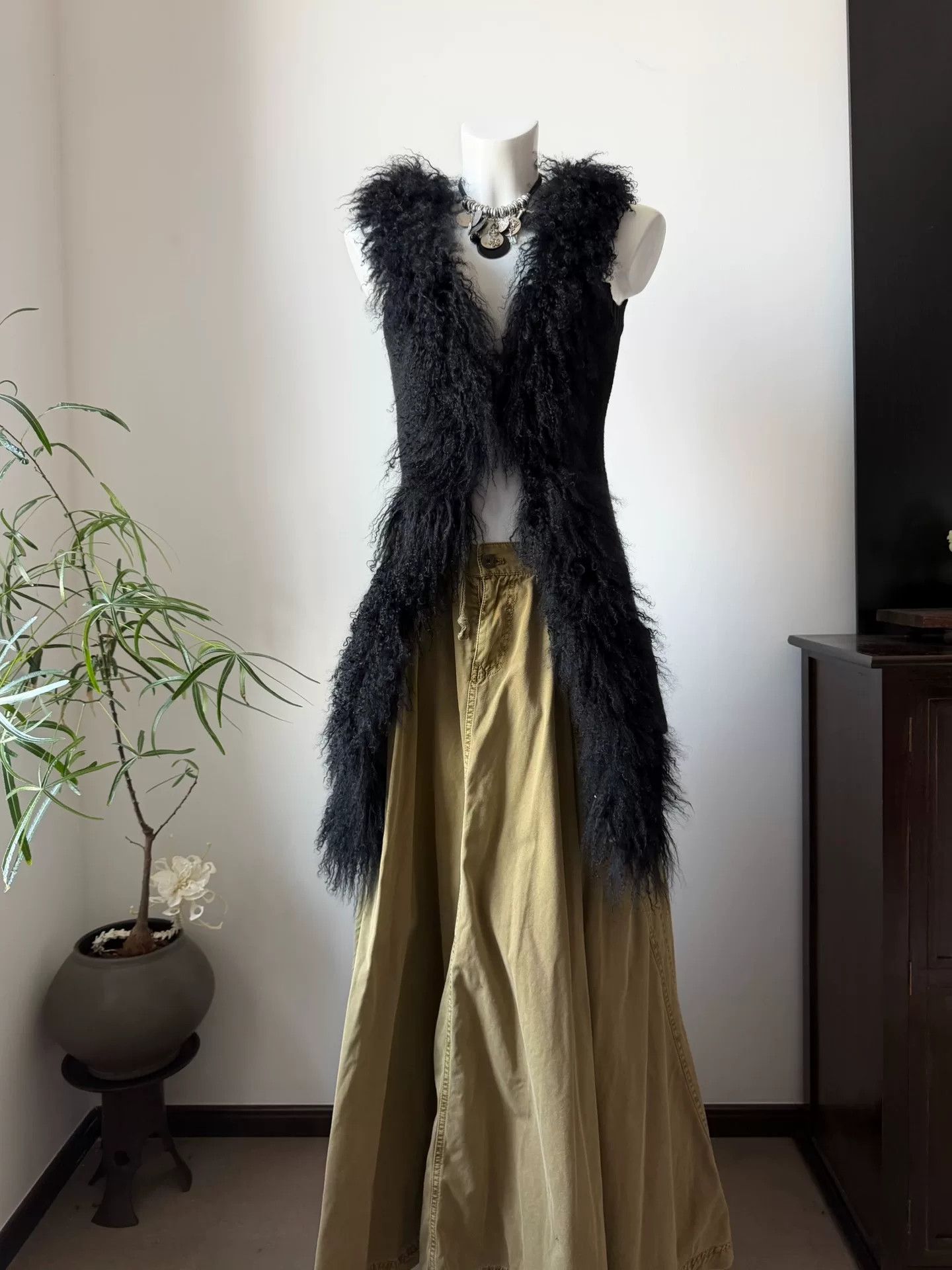 Paoloni PAOLAFRANI Knit Beaver Fur Collar Vest Size M / US 6-8 / IT 42-44 - 1 Thumbnail