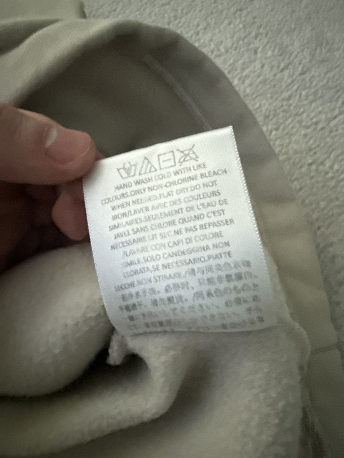 Fear of God Fear of God Essentials Relaxed Crewneck Size XS Size US XS / EU 42 / 0 - 8 Thumbnail