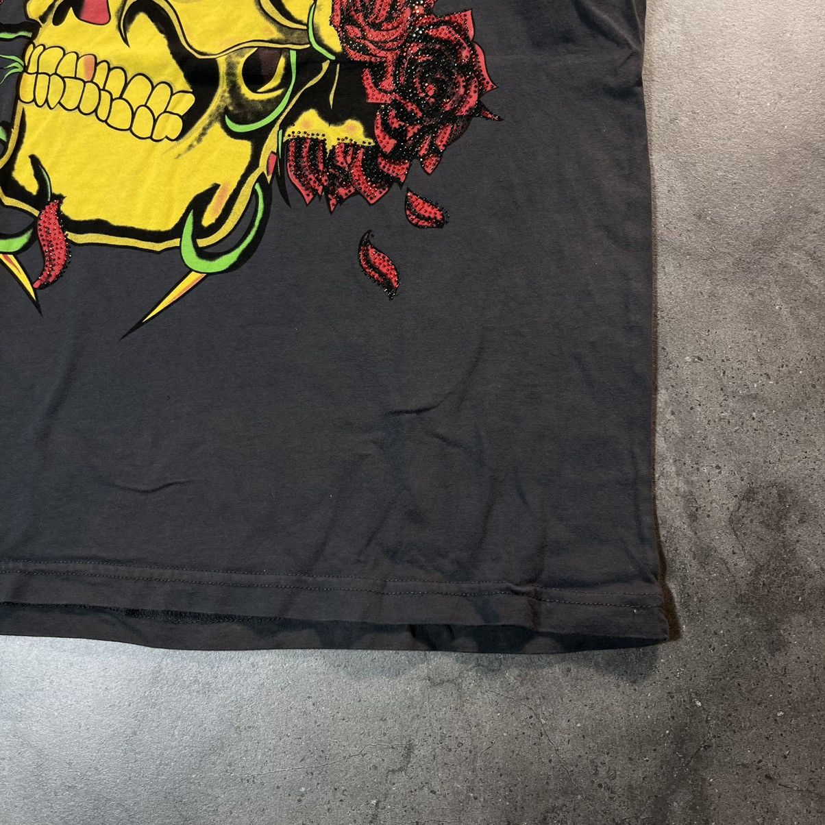 Ed Hardy Vintage 00s Ed Hardy Audigier Swag Skull Big Logo Tee Tshirt Size US L / EU 52-54 / 3 - 6 Thumbnail