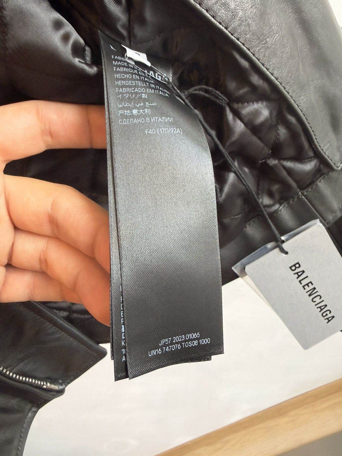 Balenciaga Balenciaga Moto Racer Jacket Black Leather w Stripes Sz 40 Size M / US 6-8 / IT 42-44 - 17 Thumbnail