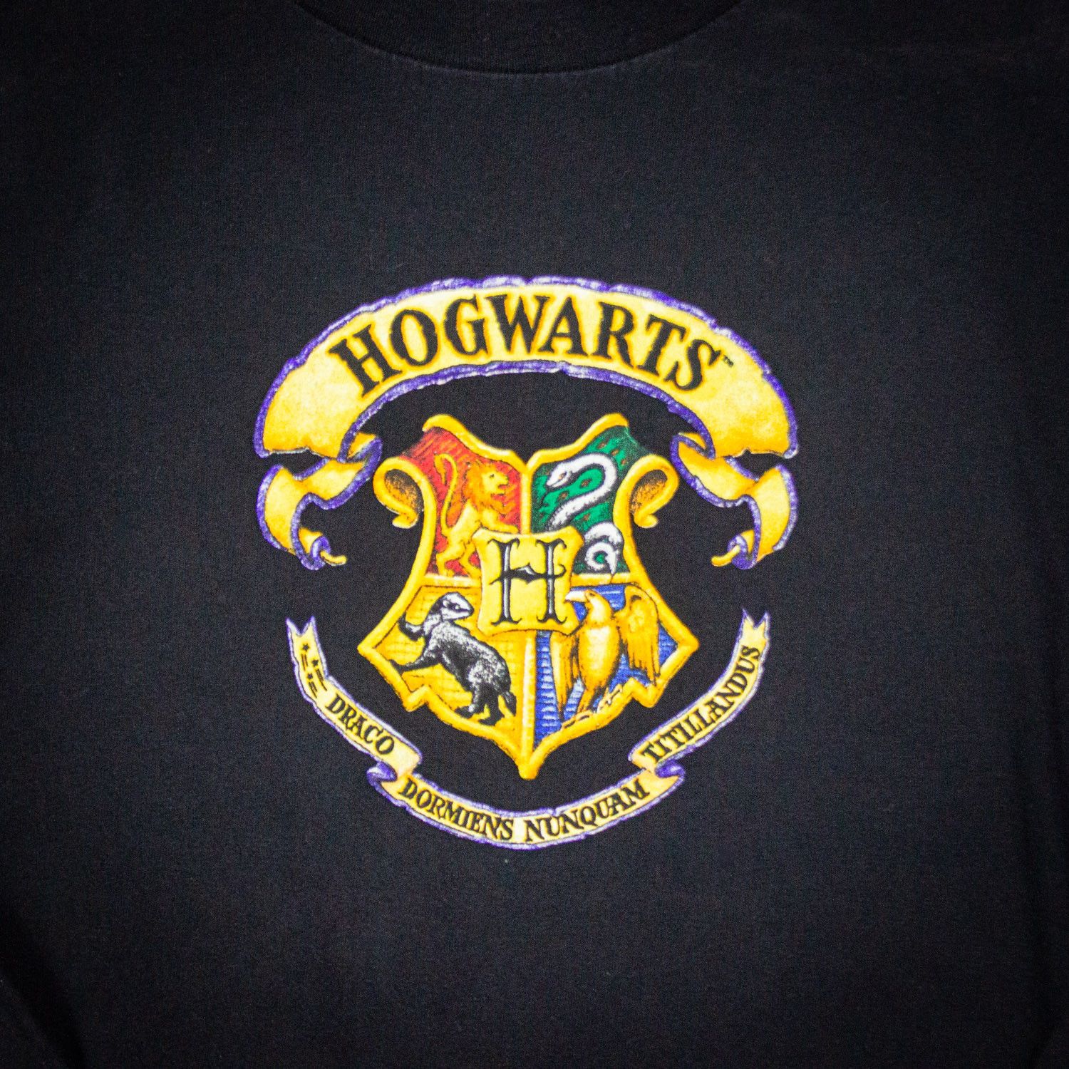 Vintage Vintage Harry Potter Hogwarts Graphic T Shirt 2000 Size US M / EU 48-50 / 2 - 3 Thumbnail