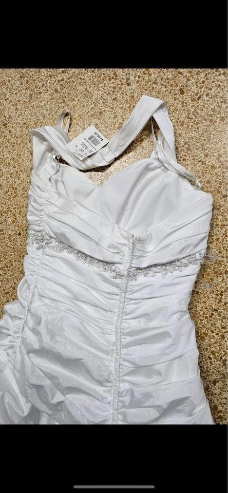Designer Brand New Davids Bridal Wedding Dress Size ONE SIZE - 2 Thumbnail