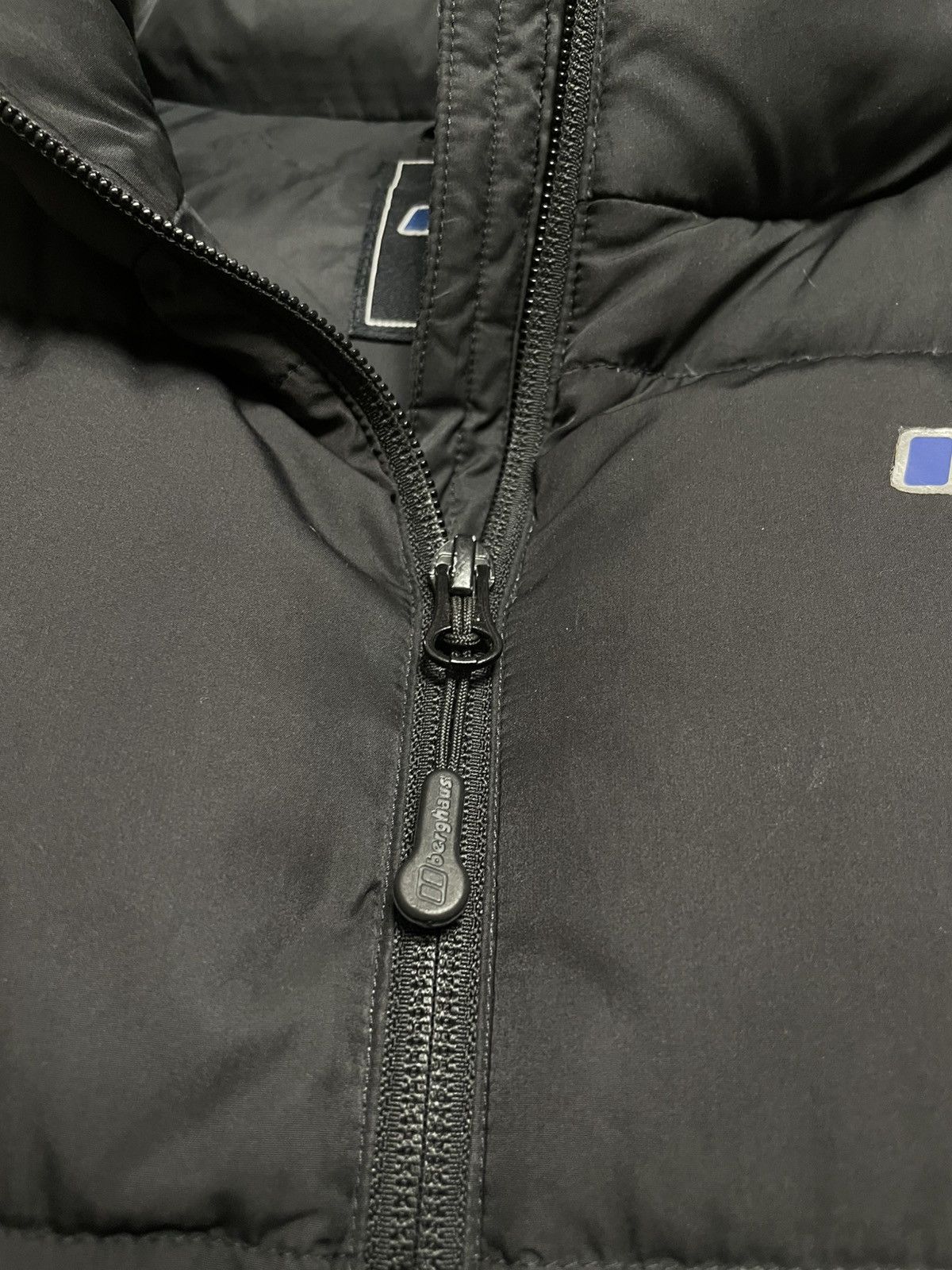Berghaus Vintage Berghaus Down 500 Puffer Vest Winter Outdoor Size US L / EU 52-54 / 3 - 10 Thumbnail