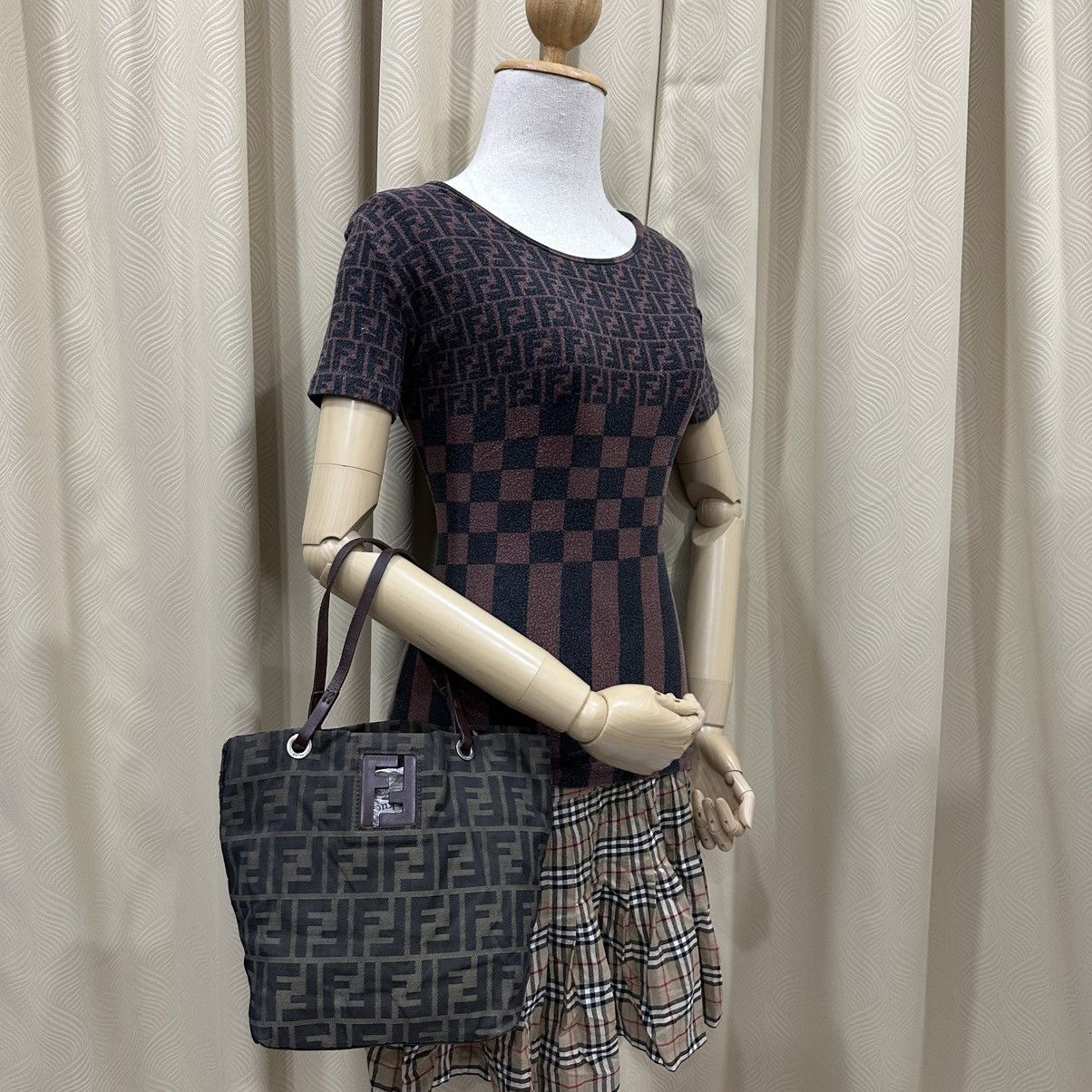 Fendi ‼️YES‼️ VINTAGE FENDI ZUCCA FF CANVAS ROLL TOTE BAG Size ONE SIZE - 1 Thumbnail