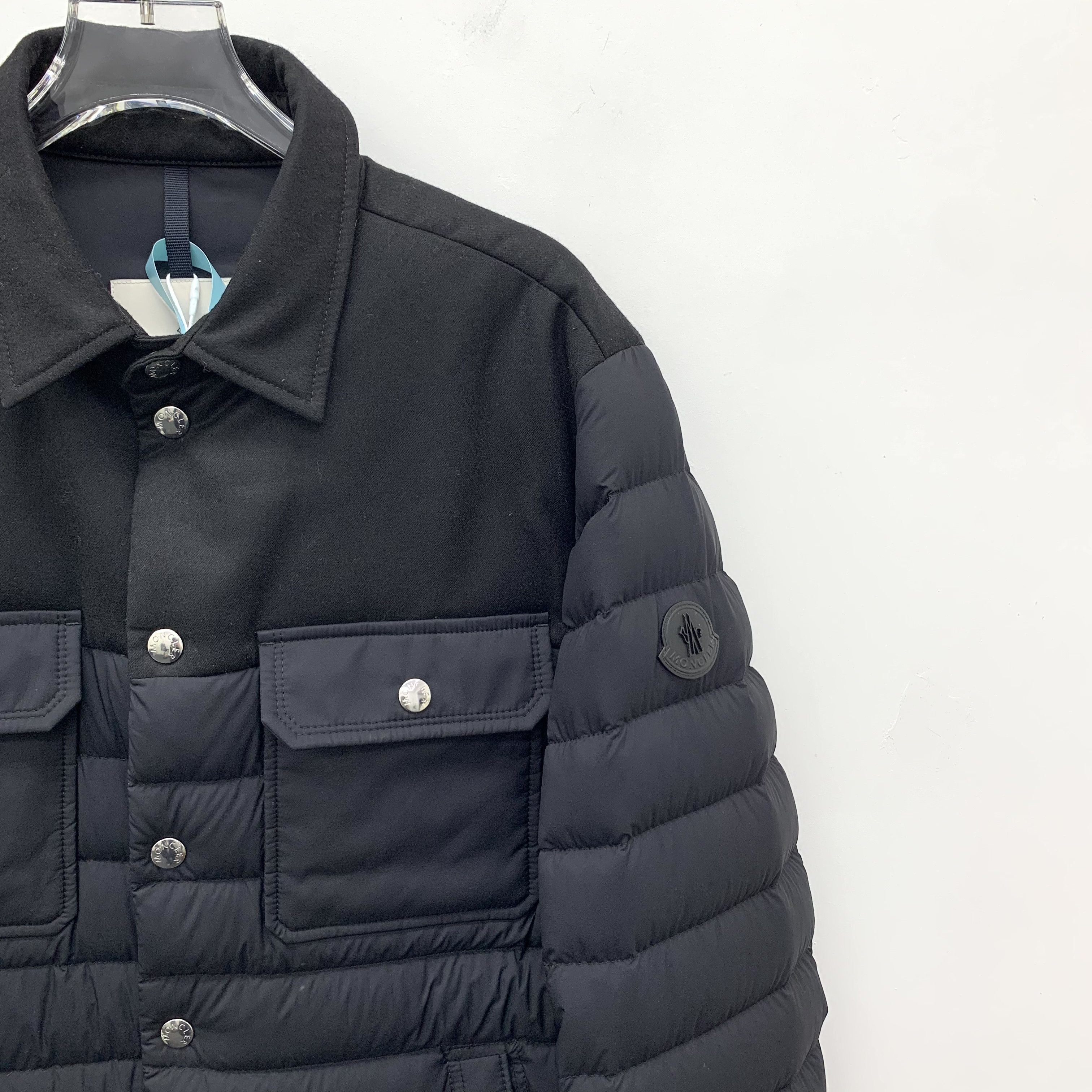 Moncler Moncler Fauscoum Colorblock Down Jacket (1/S) Size US S / EU 44-46 / 1 - 3 Thumbnail