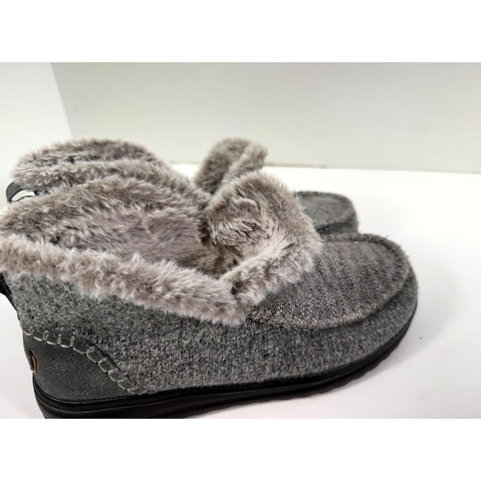 Vintage Hey Dude Denny Boots Womens 9 Sleet Gray Mock Toe Faux Fur Lined Ankle Bootie Size US 9 / IT 39 - 7 Thumbnail