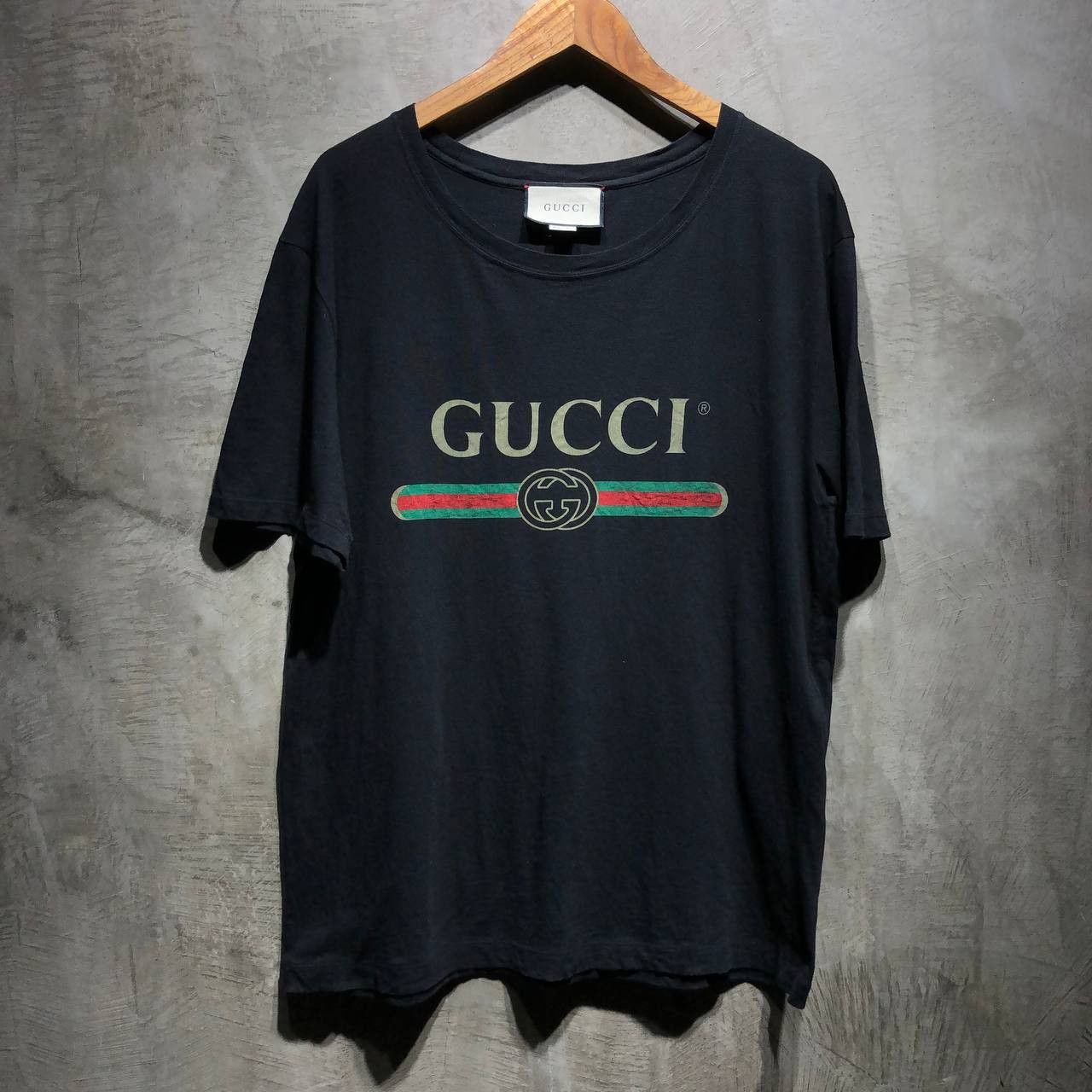 Gucci Gucci Logo tee Size US L / EU 52-54 / 3 - 1 Thumbnail
