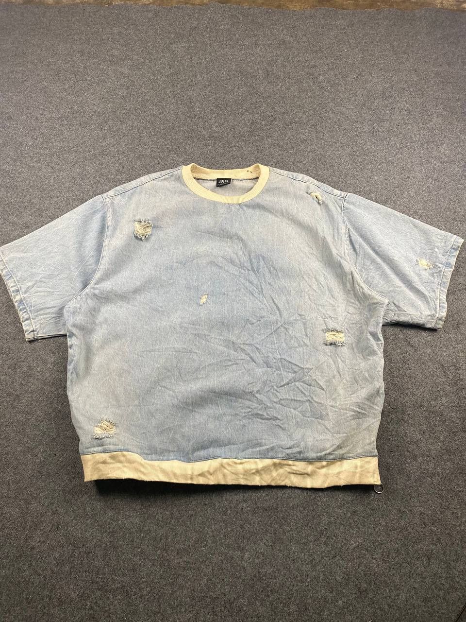 Zara zara denim sweatshirt distressed design Size US XL / EU 56 / 4 - 1 Thumbnail
