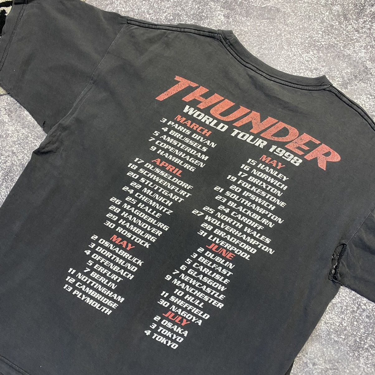 Band Tees Vintage Thunder World Tour 1998 distressed rock band tee Size US XL / EU 56 / 4 - 9 Thumbnail