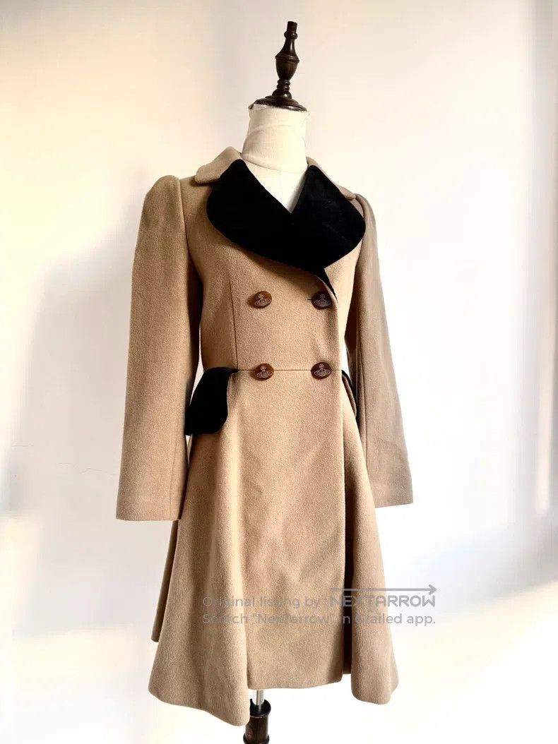 Vivienne Westwood Vivienne Westwood Vintage Beige and Black Velvet Love Lape Size M / US 6-8 / IT 42-44 - 1 Thumbnail