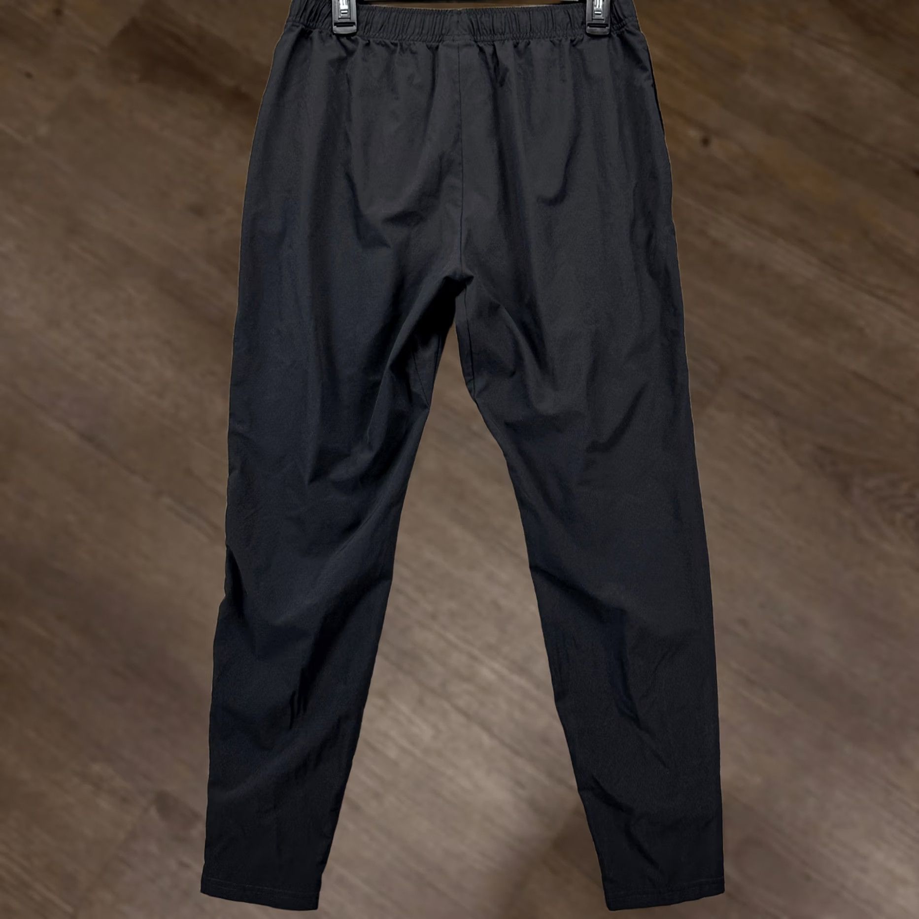 Gymshark Gymshark Sweatpants Pants Pull On Womens Medium Black Outdoor Elastic Waist Stretch Size 32" / US 10 / IT 46 - 1 Thumbnail