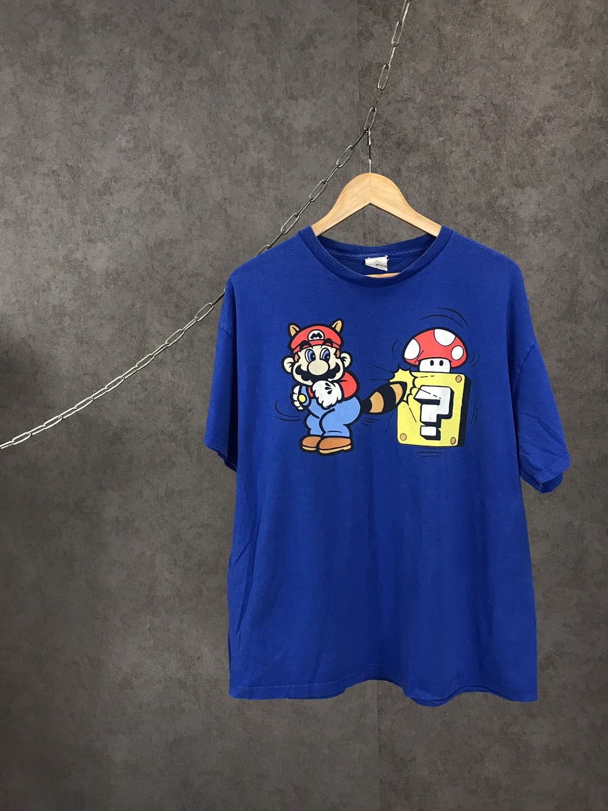 The Game Super Mario vintage game comics movie tee Size US XL / EU 56 / 4 - 1 Thumbnail