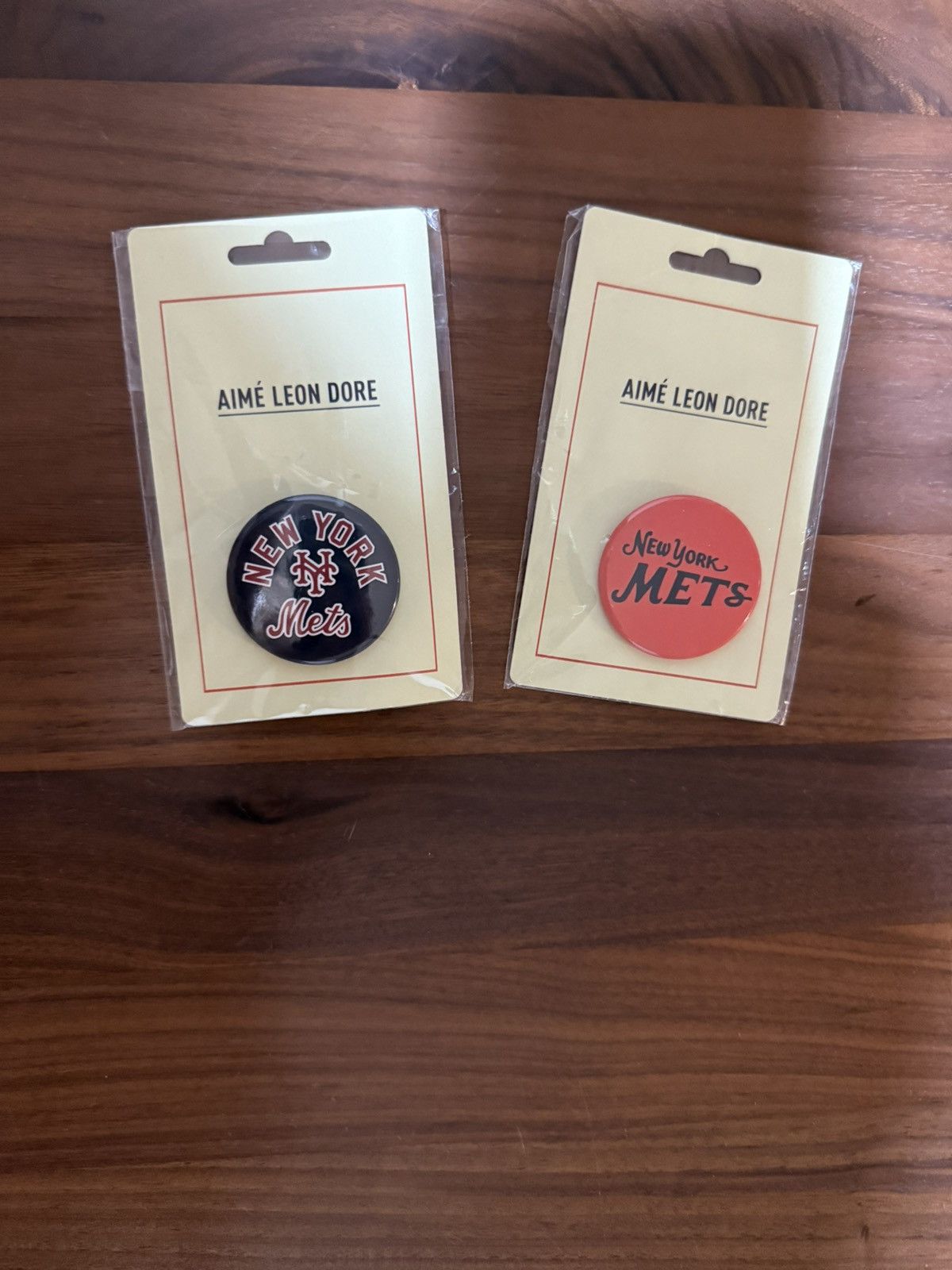 Aime Leon Dore Aime Leon Dore Lot of 2 New York METS Ballpark Button Pins Size ONE SIZE - 2 Thumbnail