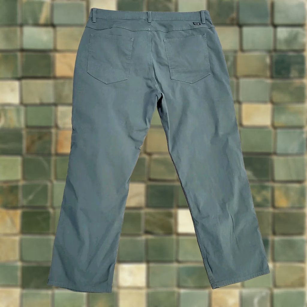 Mountain Hardwear VINTAGE Mountain Hardwear AP Pant Field Hiking Outdoor Men’s 38x32 Olive Green Size US 38 / EU 54 - 1 Thumbnail