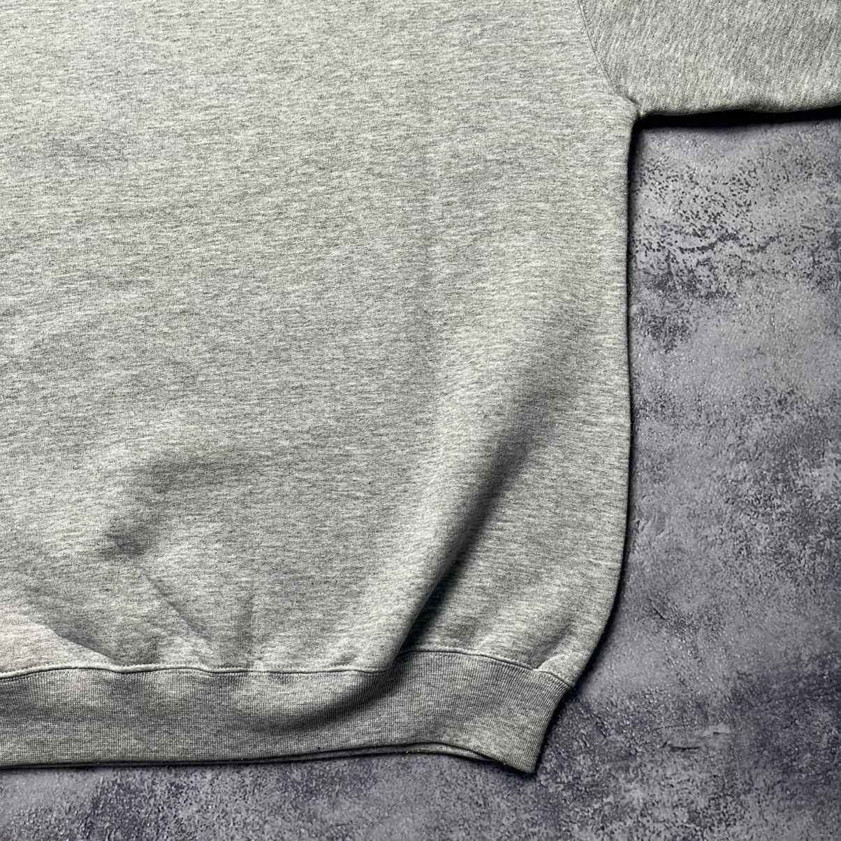 Nike Vintage Nike Big Swoosh Central Logo Sweatshirt Streetwear Size US XL / EU 56 / 4 - 17 Thumbnail