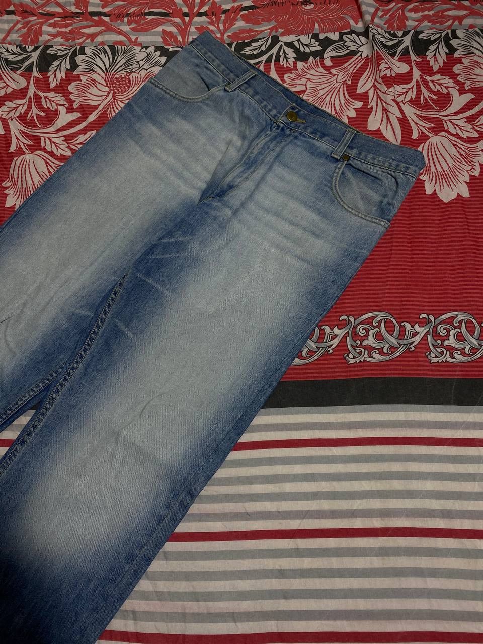 Japanese Brand Crazy Crash Dirty Baggy Faded Jean Japan Avant Garde Style Size US 32 / EU 48 - 4 Thumbnail