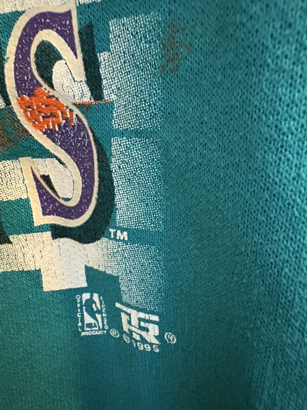 Vintage Vintage Charlotte Hornets Sweater Size US XL / EU 56 / 4 - 3 Thumbnail