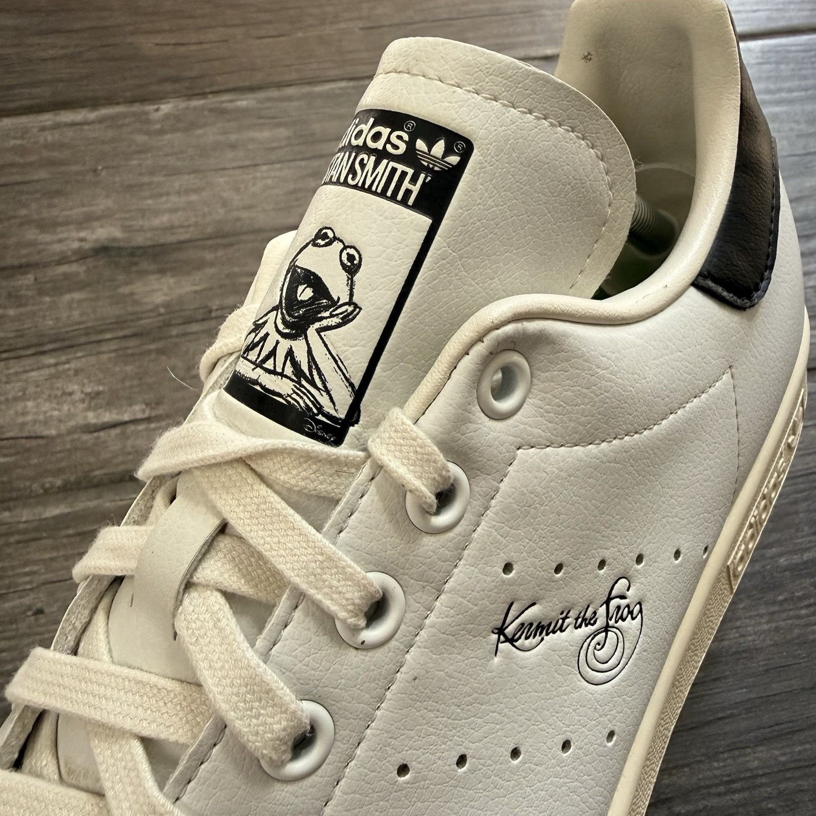 Adidas ADIDAS STAN SMITH DISNEY KERMIT THE FROG WHITE SNEAKERS GX95 Size US 10 / EU 43 - 2 Thumbnail