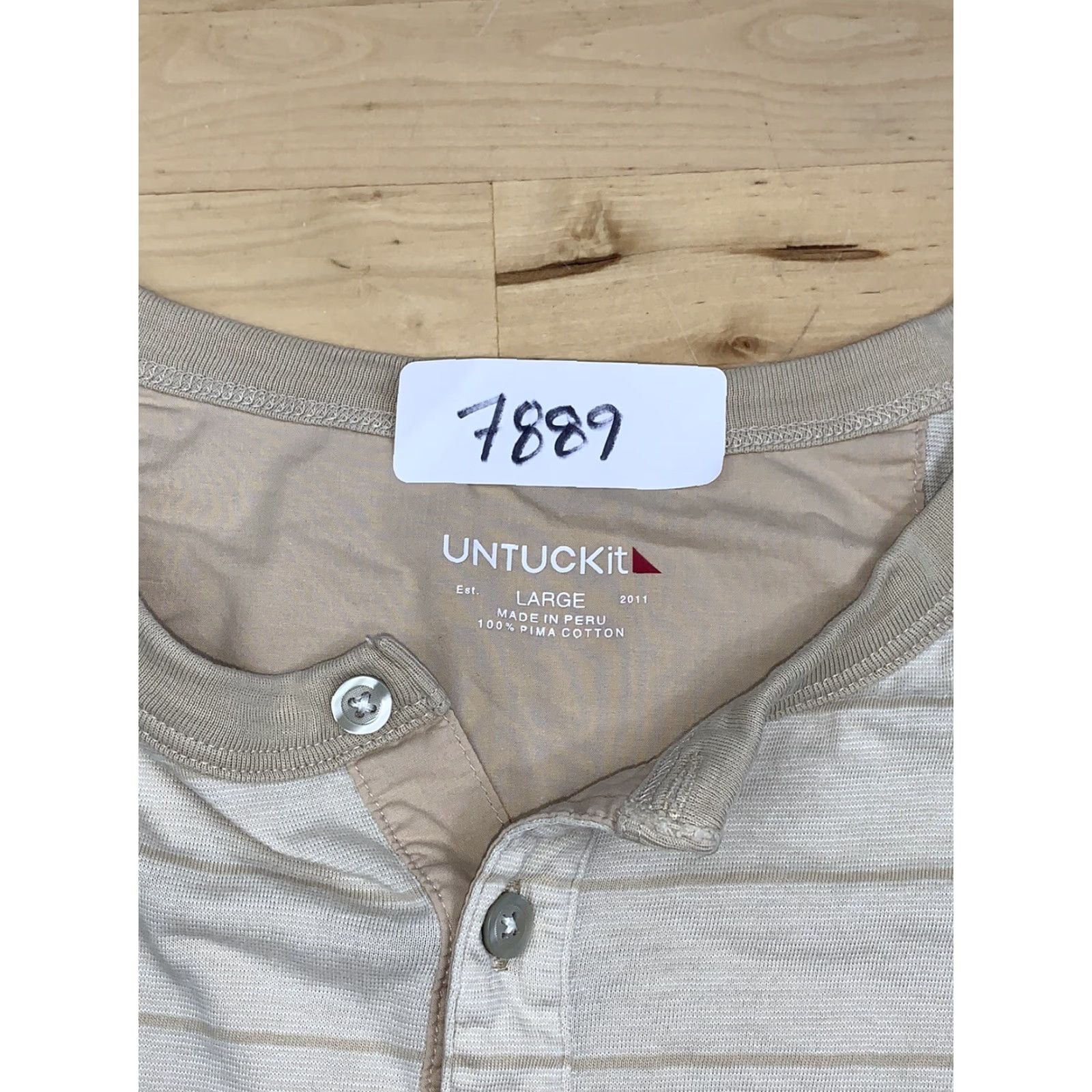 UNTUCKit UNTUCKit Henley T Shirt Striped Mens L Beige #7889 Size US L / EU 52-54 / 3 - 7 Thumbnail