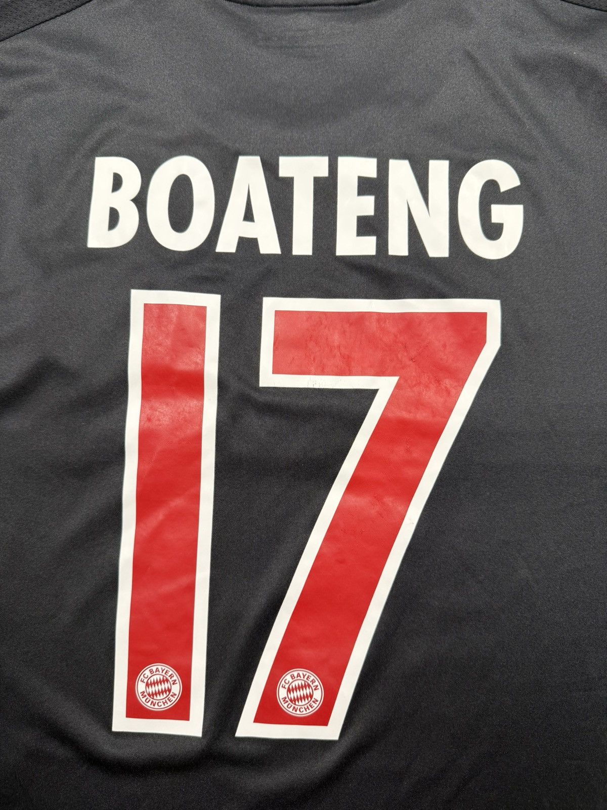 Adidas Adidas Bayern Munchen 2011 #BOATENG 17 Size US L / EU 52-54 / 3 - 8 Thumbnail