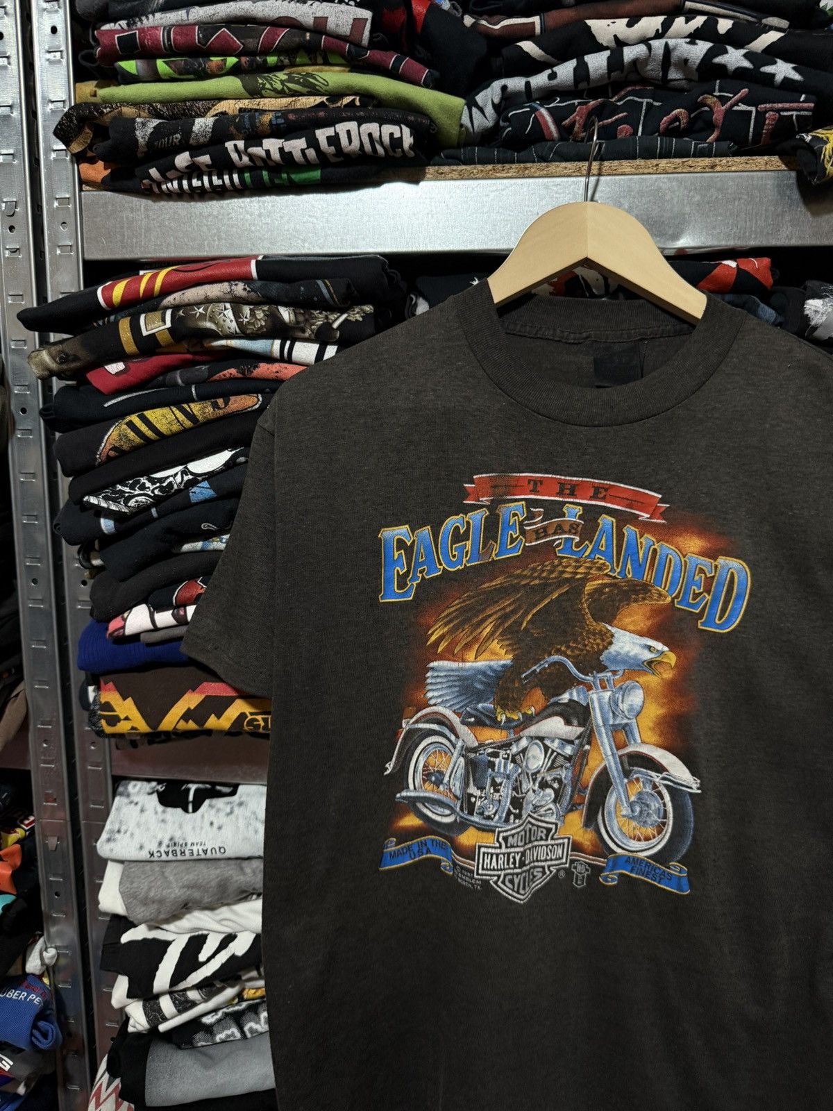 Harley Davidson 1987 3D Emblem Harley Davidson The Eagle Has Landed T-Shirt Size US L / EU 52-54 / 3 - 3 Thumbnail