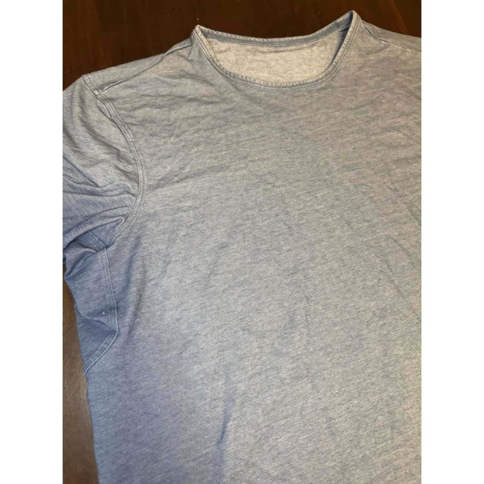 Lululemon Lululemon Blue Denim Distressed Short Sleeve Shirt - Medium Size US M / EU 48-50 / 2 - 3 Thumbnail