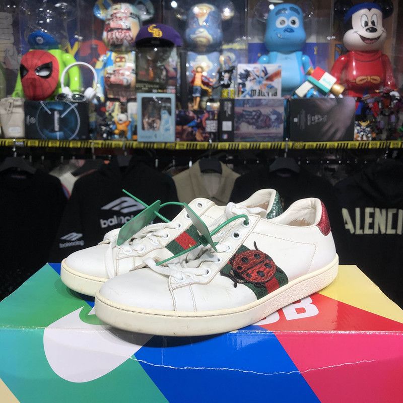 Gucci ACE Leather Pineapple Embroidered Sneakers 0079