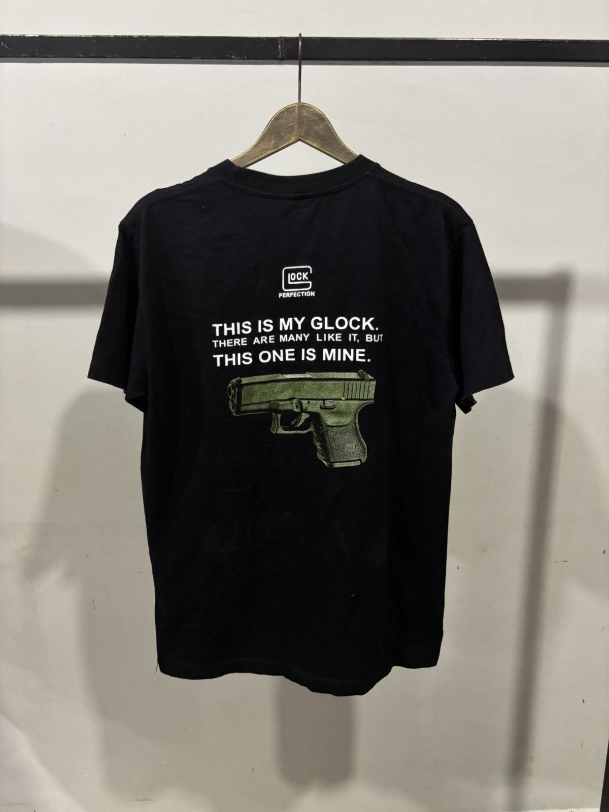 Vintage Vintage Glock Perfection T-shirt y2k FTP Terror Style Size US M / EU 48-50 / 2 - 2 Thumbnail