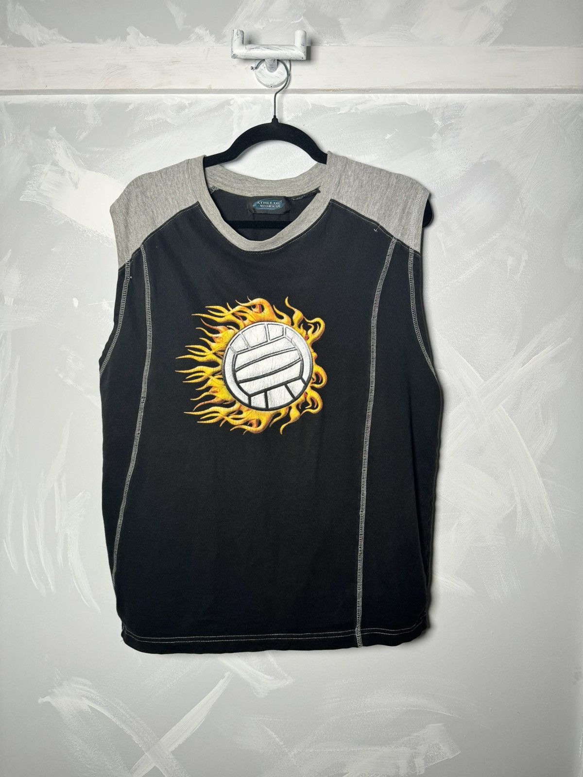 Vintage Athletic Works Volleyball Flame Bully 90s Archive Tank Size US L / EU 52-54 / 3 - 1 Thumbnail