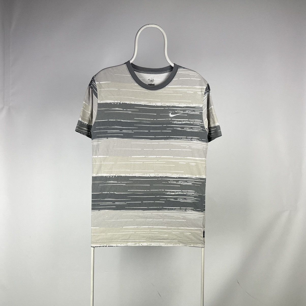 Nike × Vintage Nike Tshirt vintage swoosh size Large Size US L / EU 52-54 / 3 - 1 Thumbnail