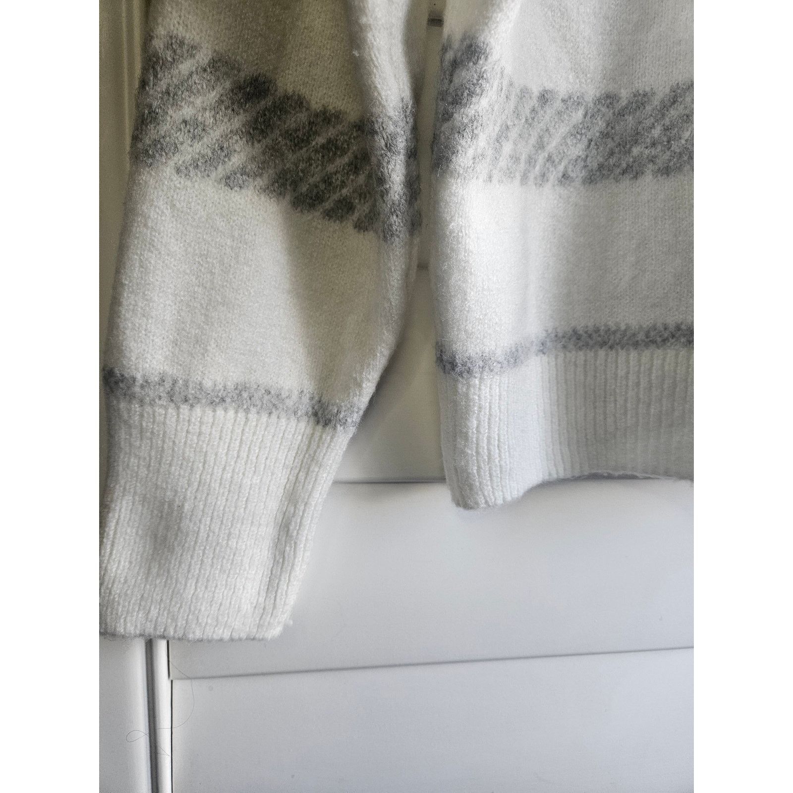 Topshop White & Grey Striped Crewneck Sweater Classic Pullover Knit Size M / US 6-8 / IT 42-44 - 7 Thumbnail