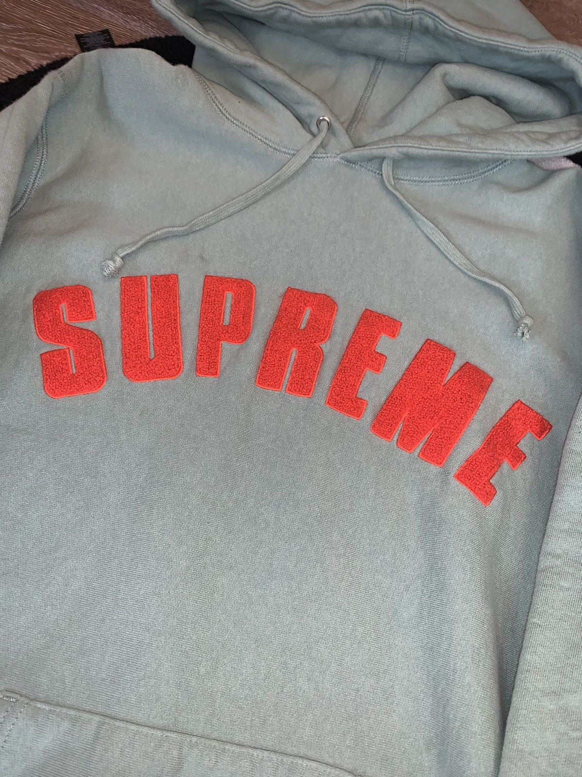Supreme (L) SS13 Supreme Chenille Arc Logo Hooded Pullover Size US L / EU 52-54 / 3 - 2 Thumbnail