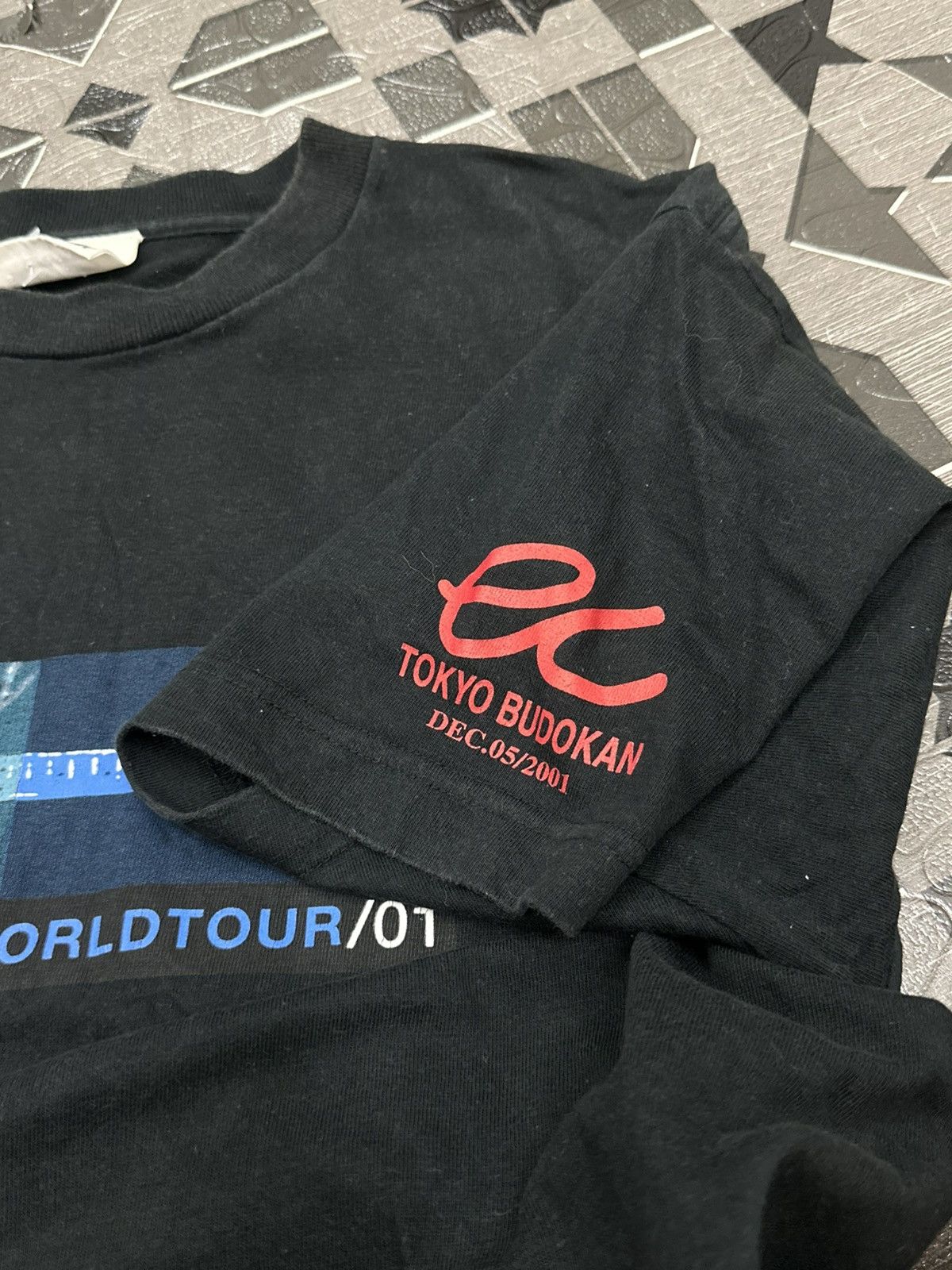 Band Tees Vintage Eric Clapton World Tour 2001 (Japan) T Shirt Size US M / EU 48-50 / 2 - 8 Thumbnail