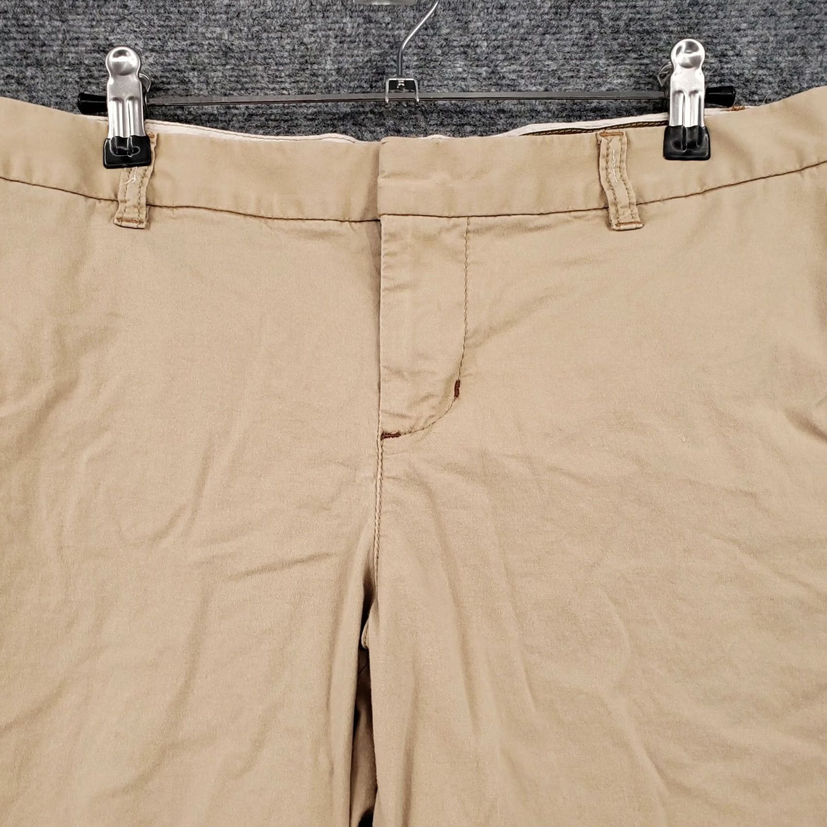 Vintage Polo Jeans Co Polo Jeans Shorts Bermuda Chino Flat Front Womens 8 Khaki Beige Cotton Twill Stretch Regular 12in Inseam Casual Womens Size 24" / US 00 / IT 34 - 2 Thumbnail