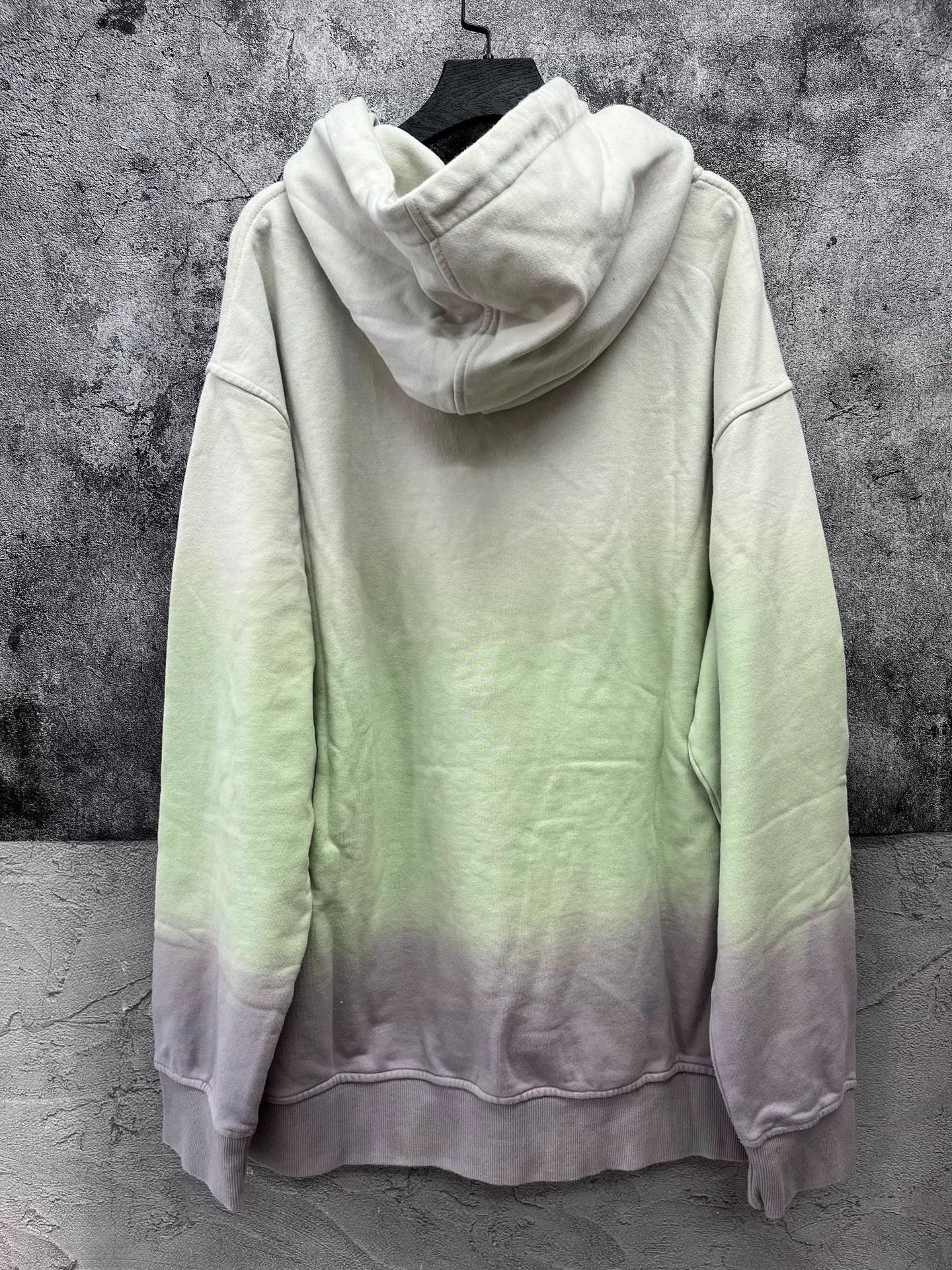 Sophnet. Sophnet gradient hoodie L NWT Size US L / EU 52-54 / 3 - 2 Thumbnail